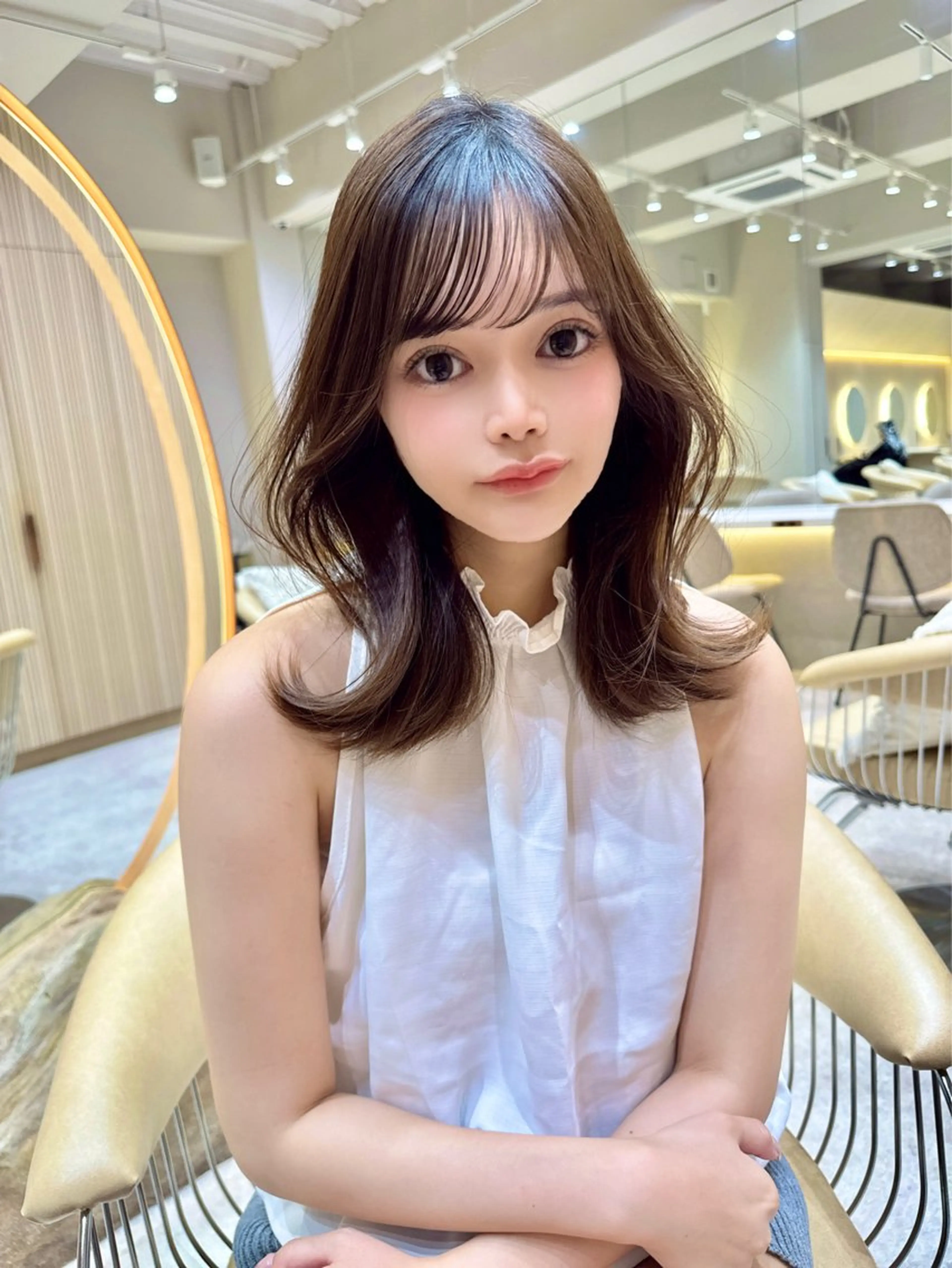 ミディアム ❤️ブリーチなし💚 ダブルカラー平野実花のヘアスタイル