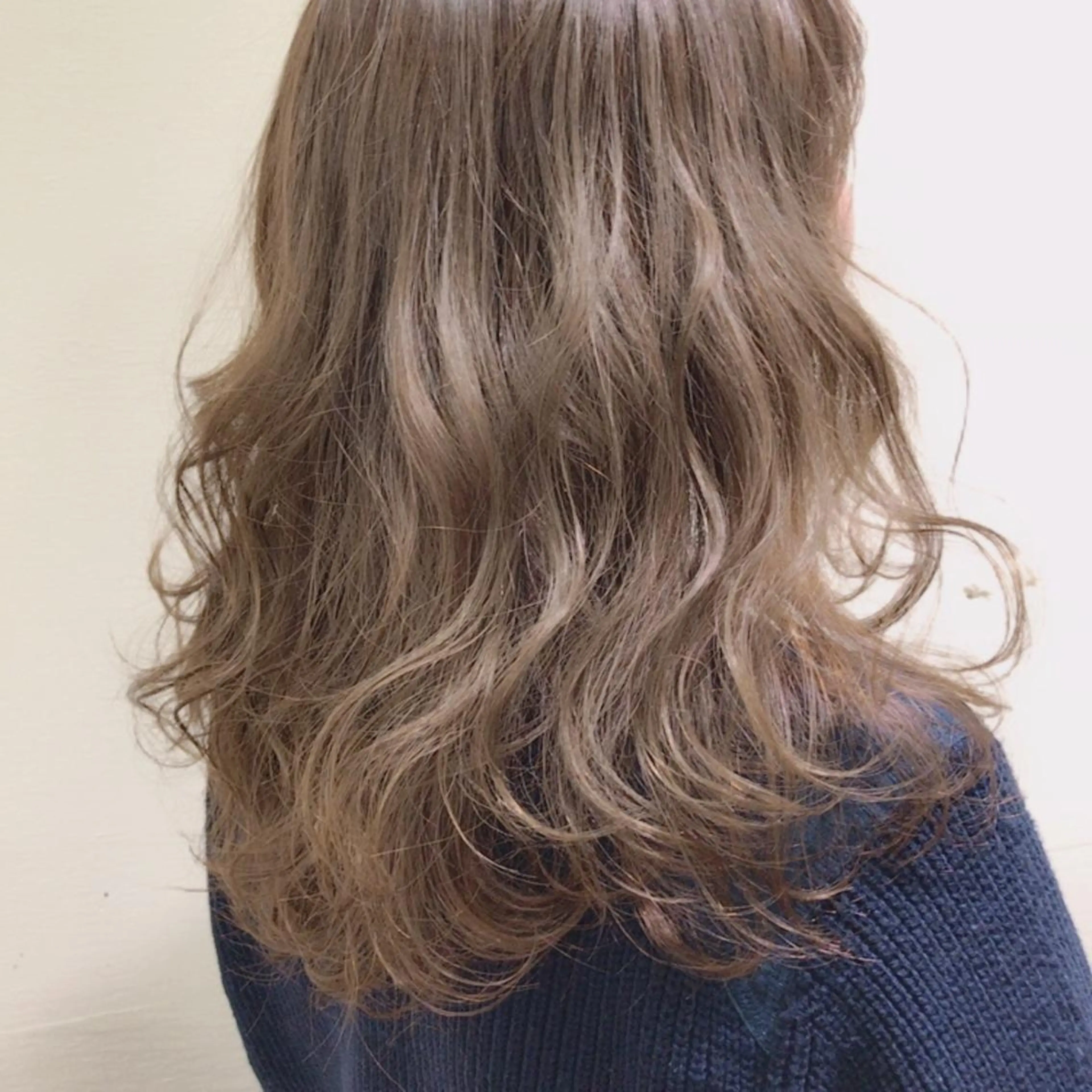 ロング カラー ヘアセット * 透明感カラー c h i h o *のヘアスタイル