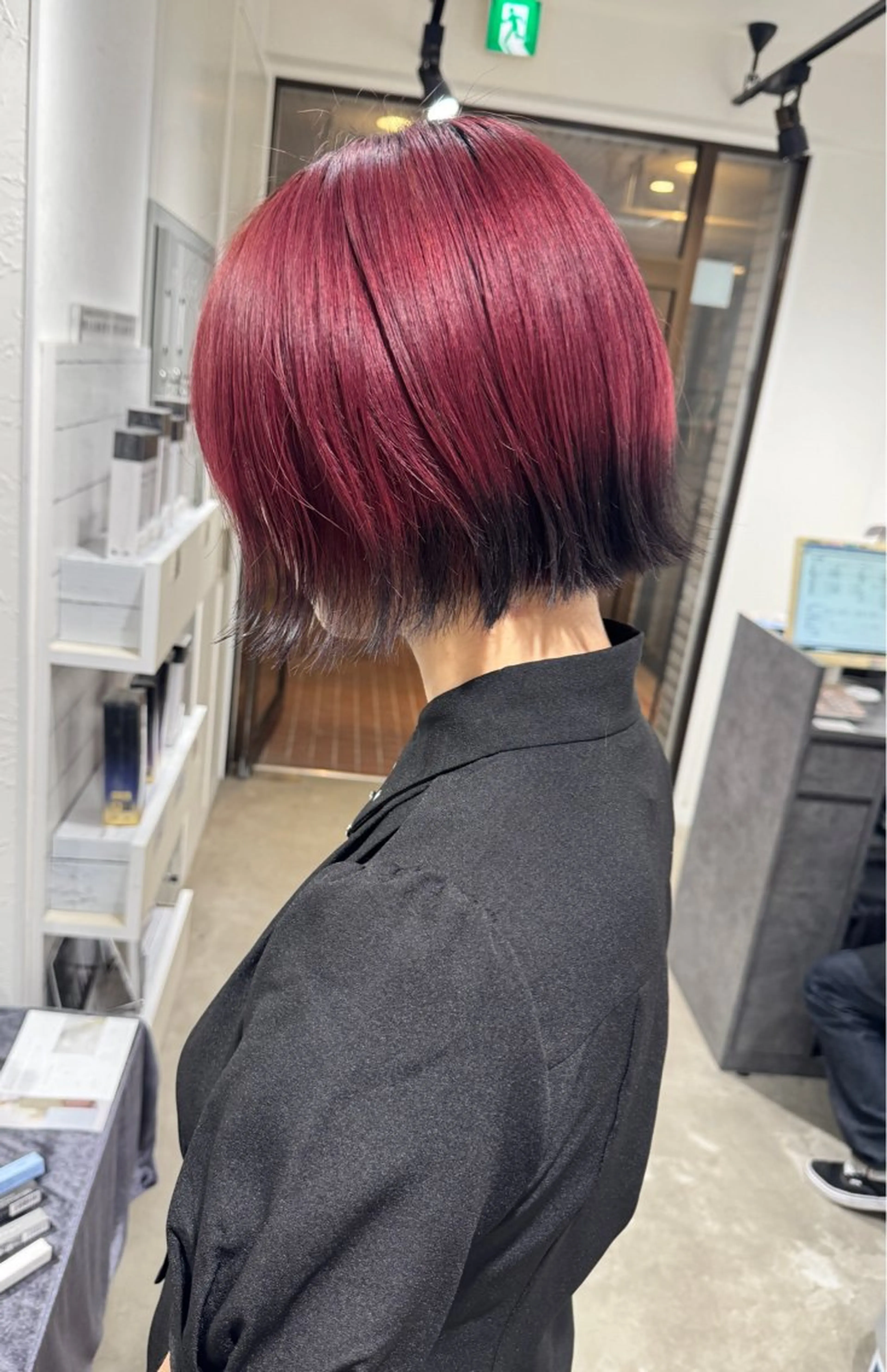 カラー ヘアカラー ハイトーン/レイヤー /艶カラー🎀のヘアスタイル