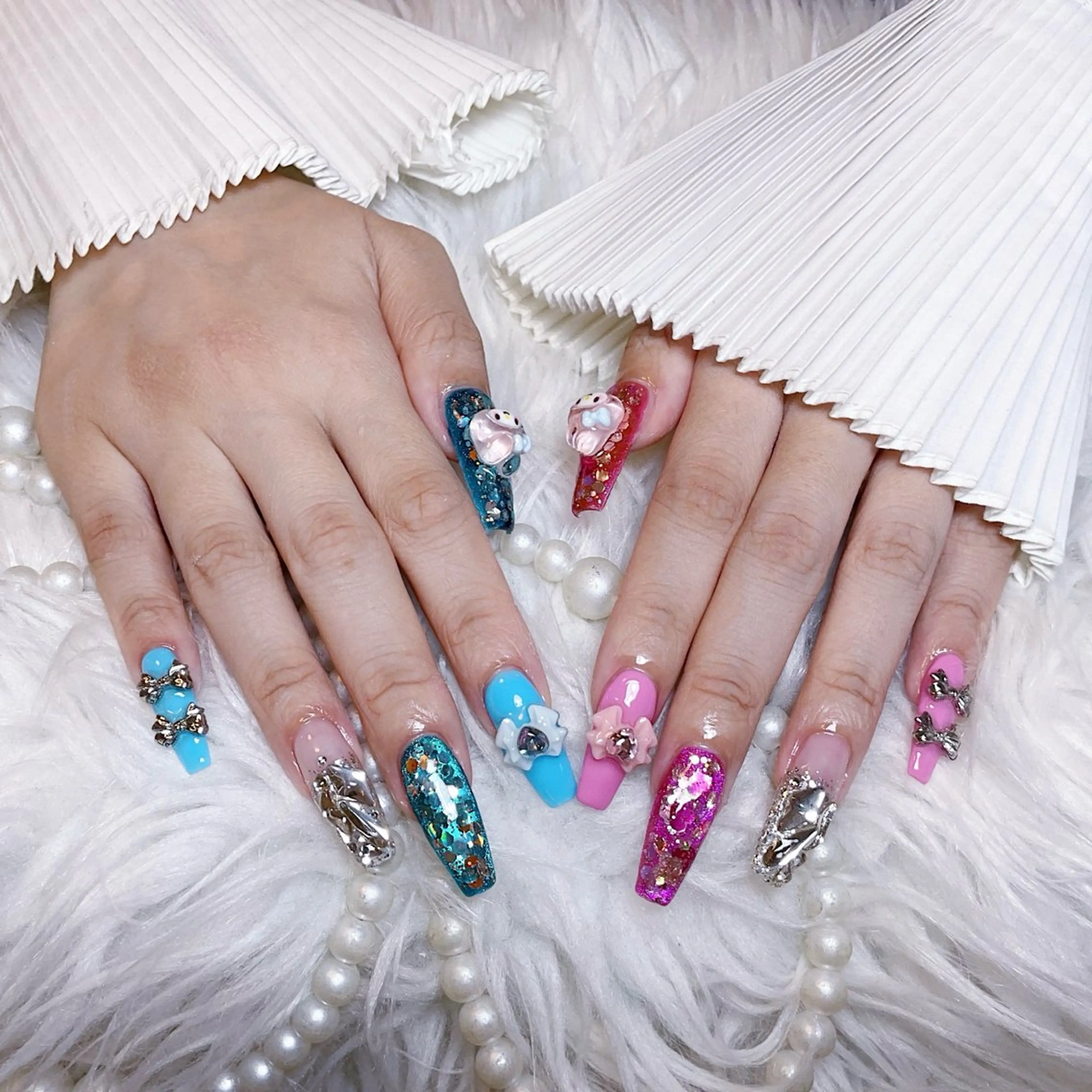 ネイル ハンドネイル 🍭Yun nail hyejin🌸のネイルデザイン