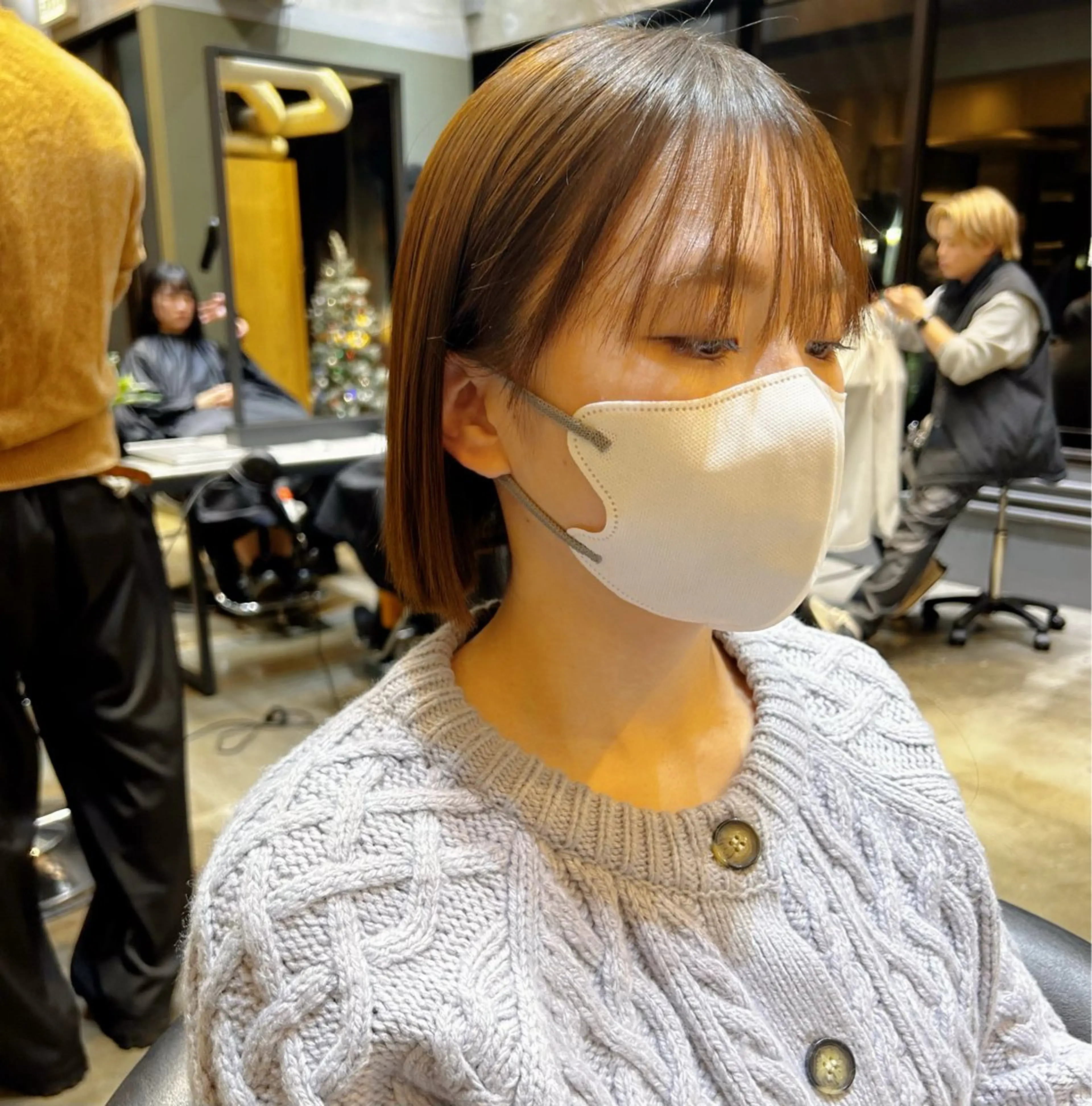 ショート 似合わせレイヤー・ボ ブ タナカ レイヤのヘアスタイル