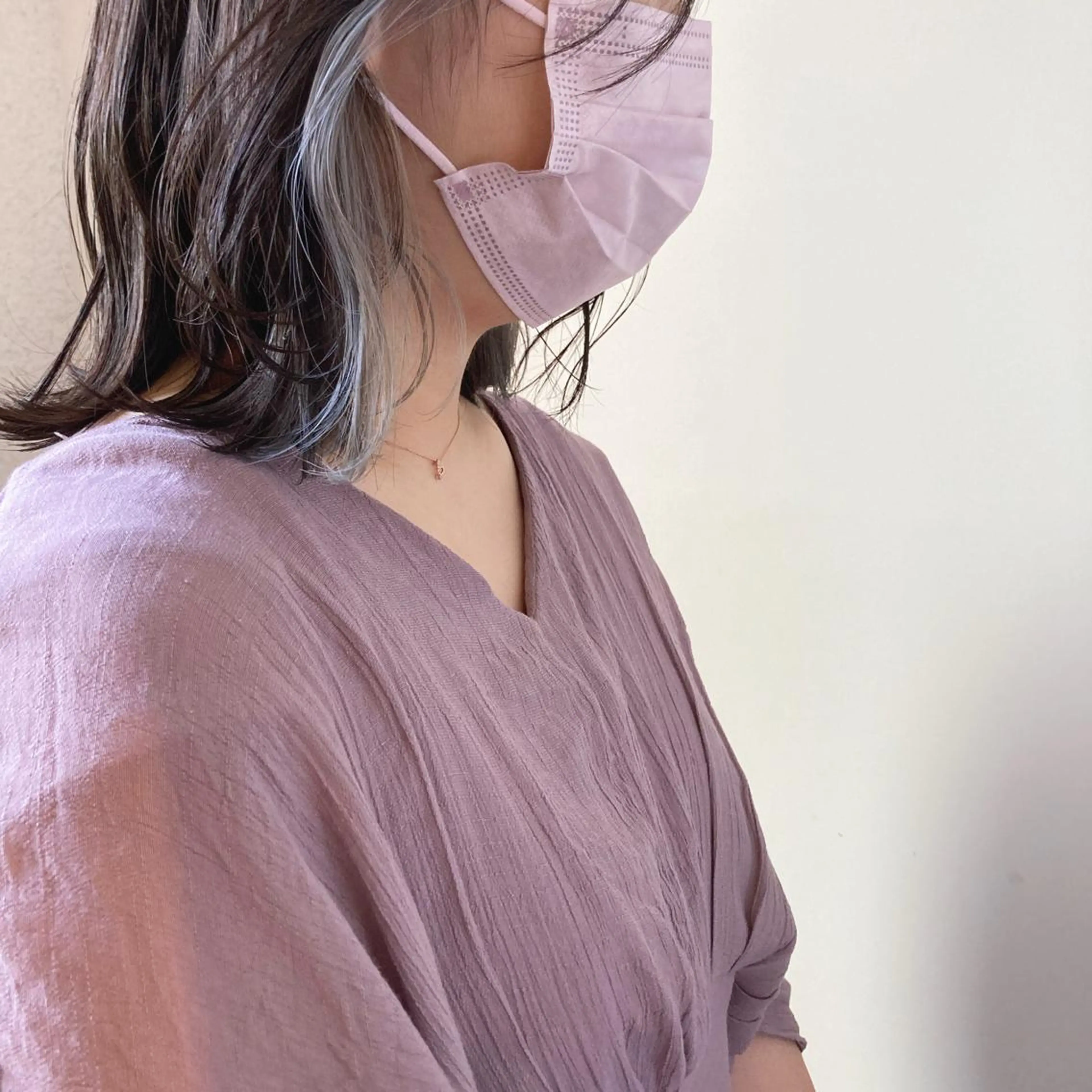 ミディアム カラー インナーカラー シルバー カット ヘアカラー 小木曽智美 /ボブ/ショートのヘアスタイル