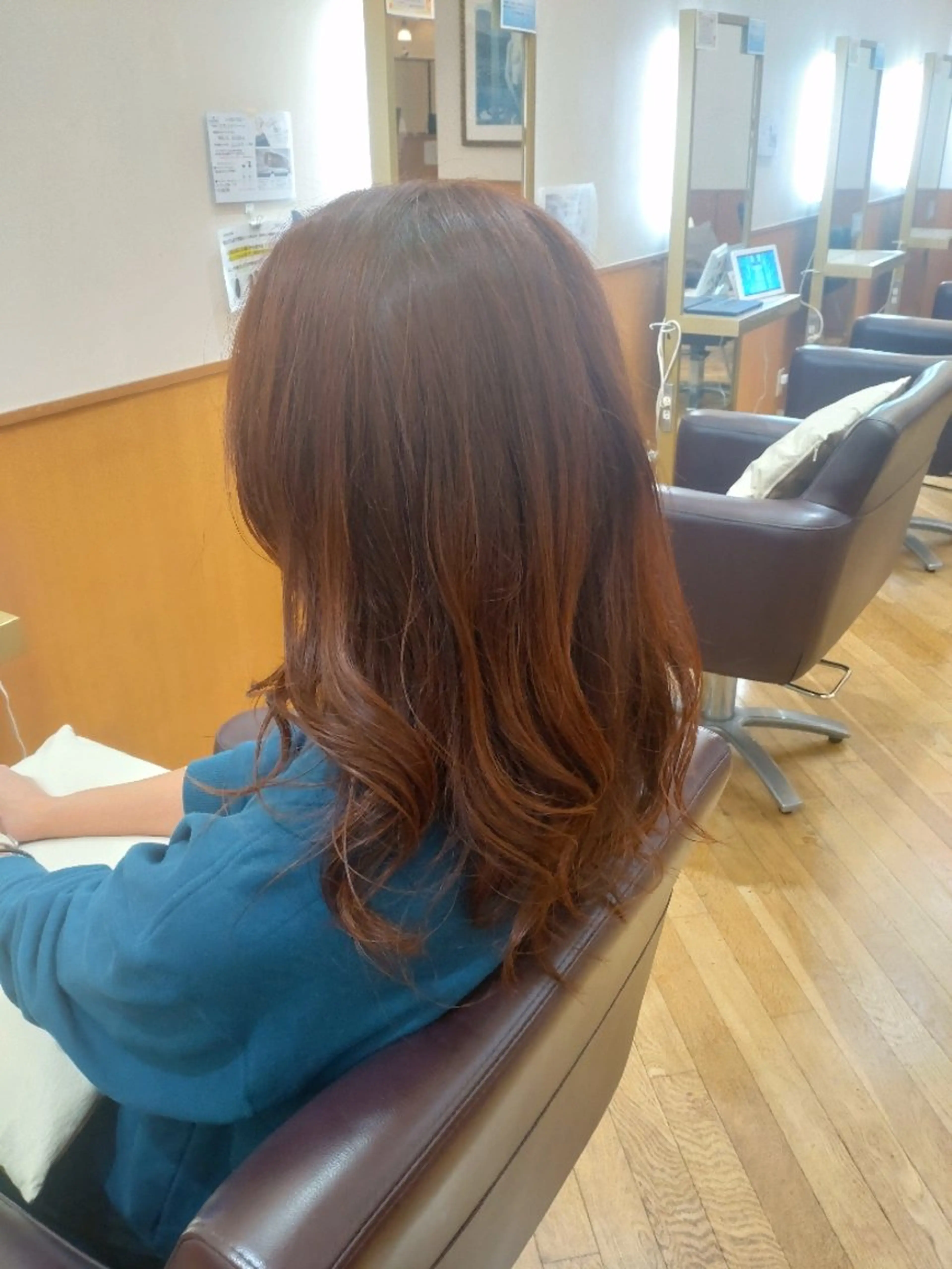 ミディアム 仮屋 敬介のヘアスタイル