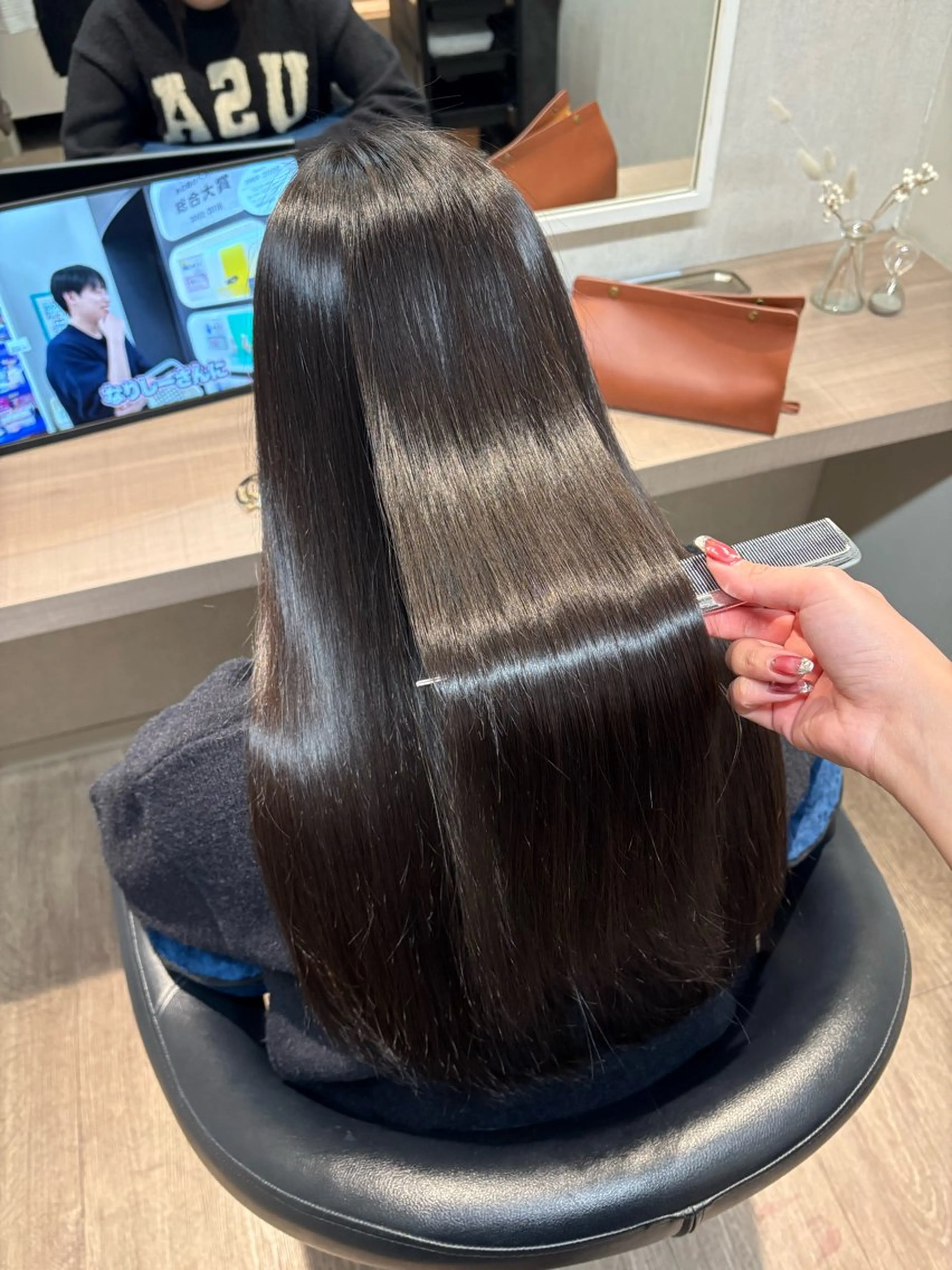 ロング カット 縮毛矯正 トリートメント Hirona 縮毛矯正/髪質改善のヘアスタイル