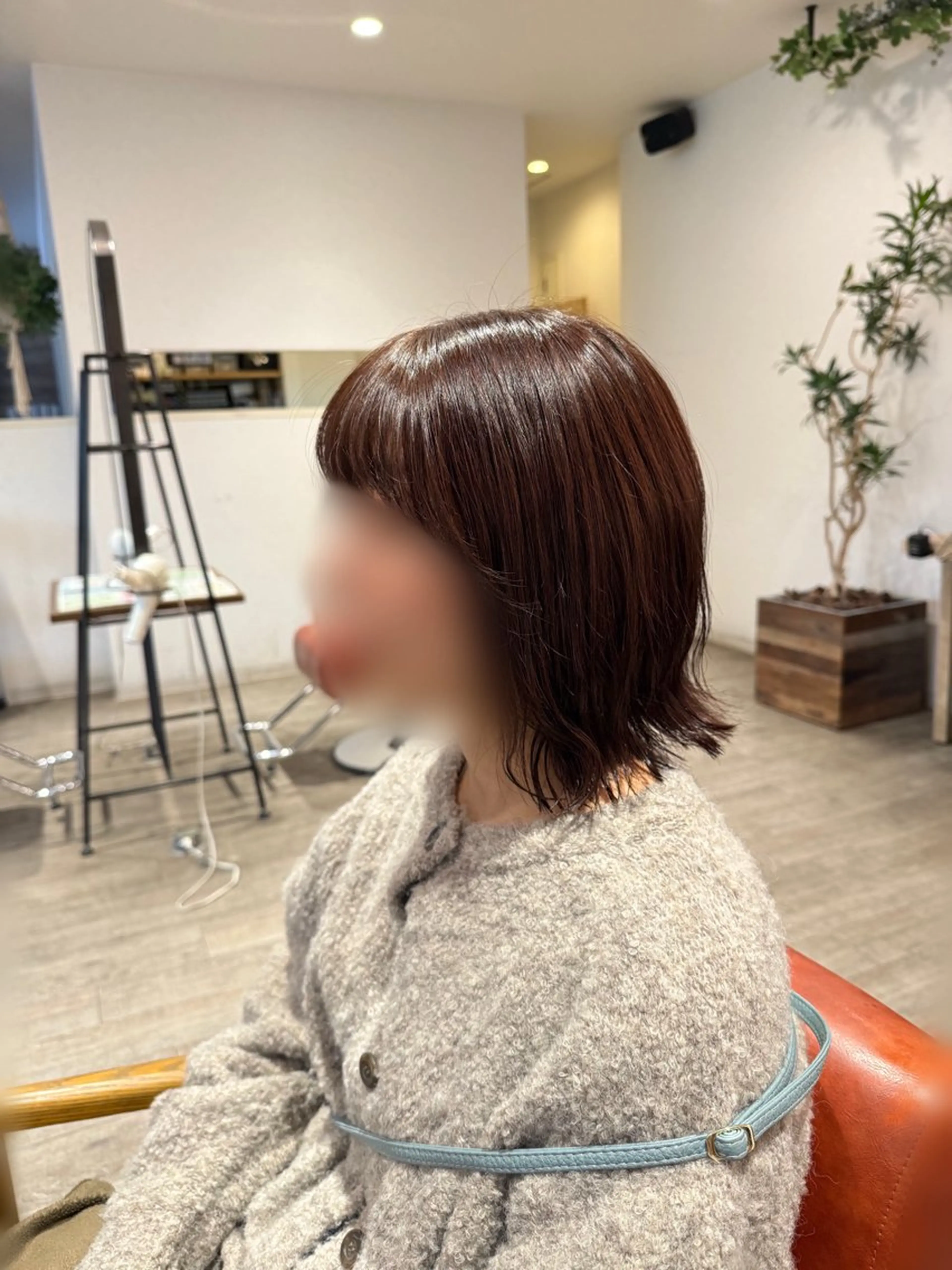 ミディアム ミディアムパーマ 岡田 真弥のヘアスタイル