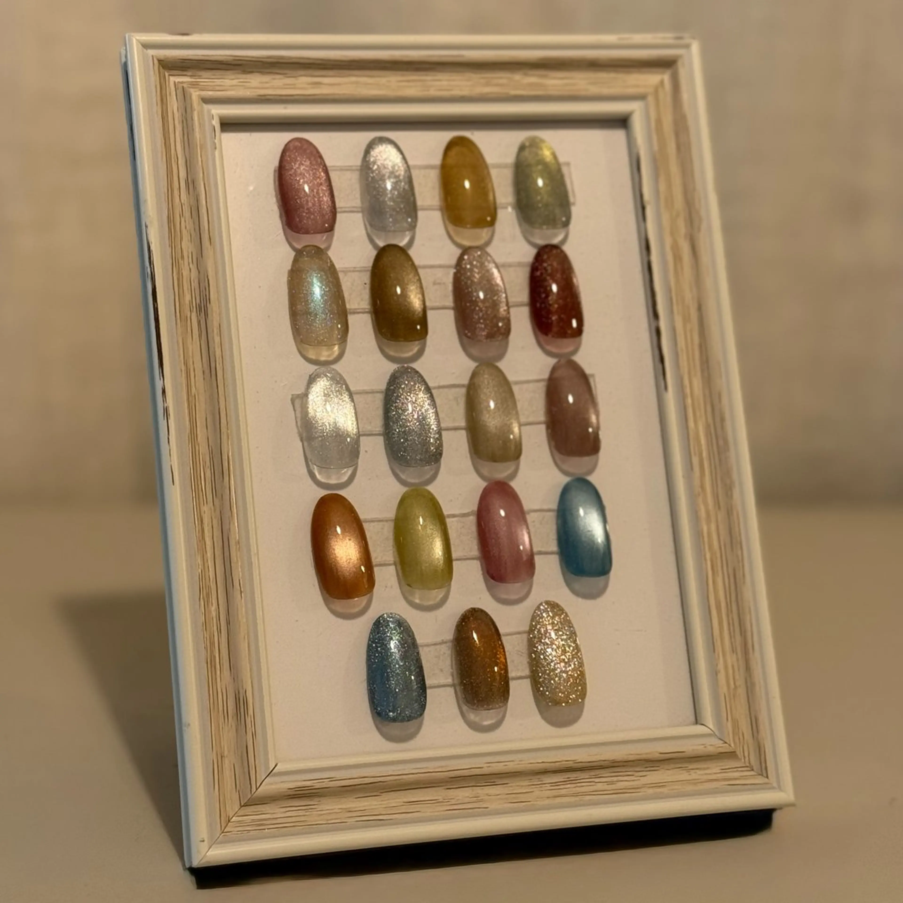 ネイル マグネットネイル Fujimori .のネイルデザイン