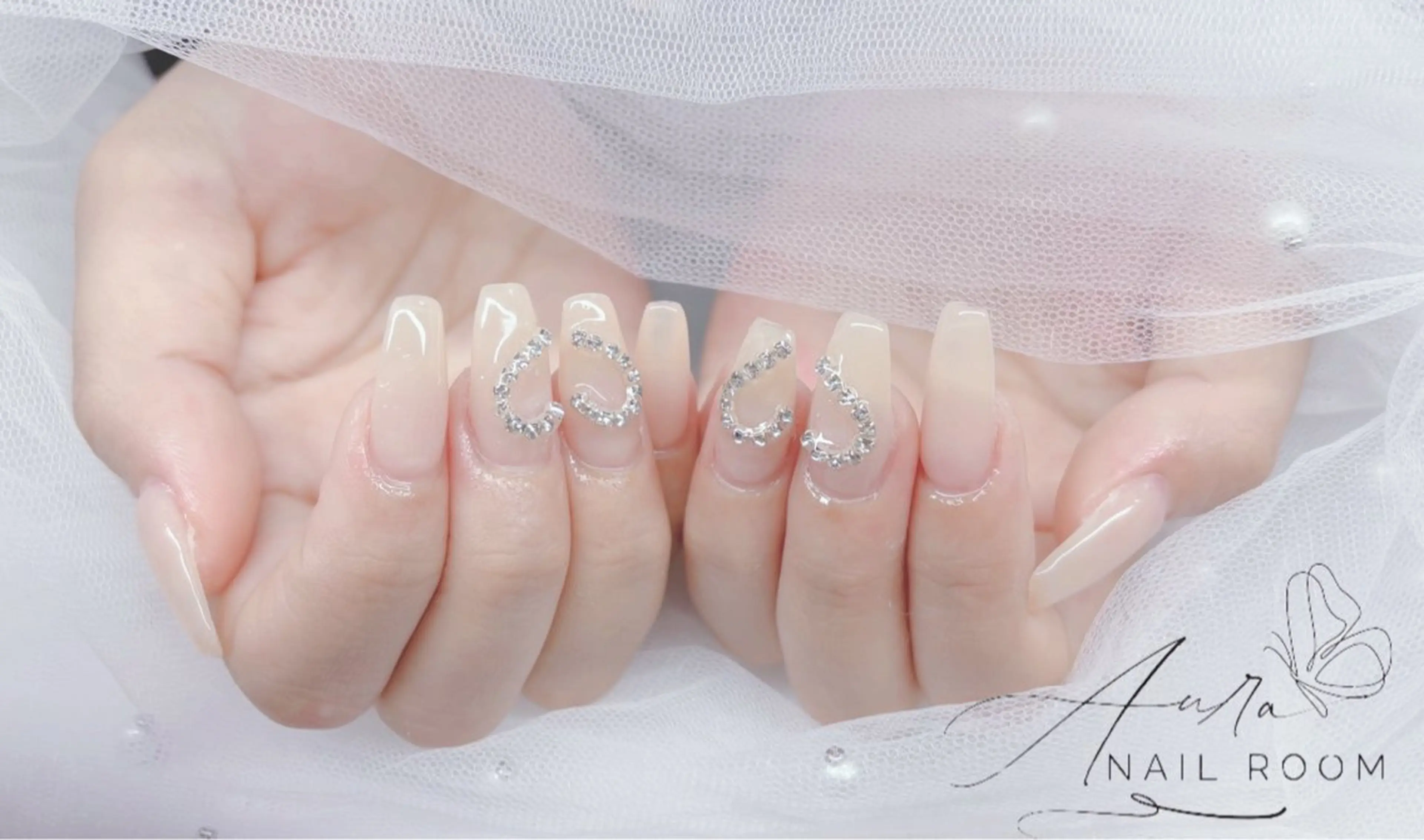 ネイル アートネイル Aura Nail Roomのネイルデザイン