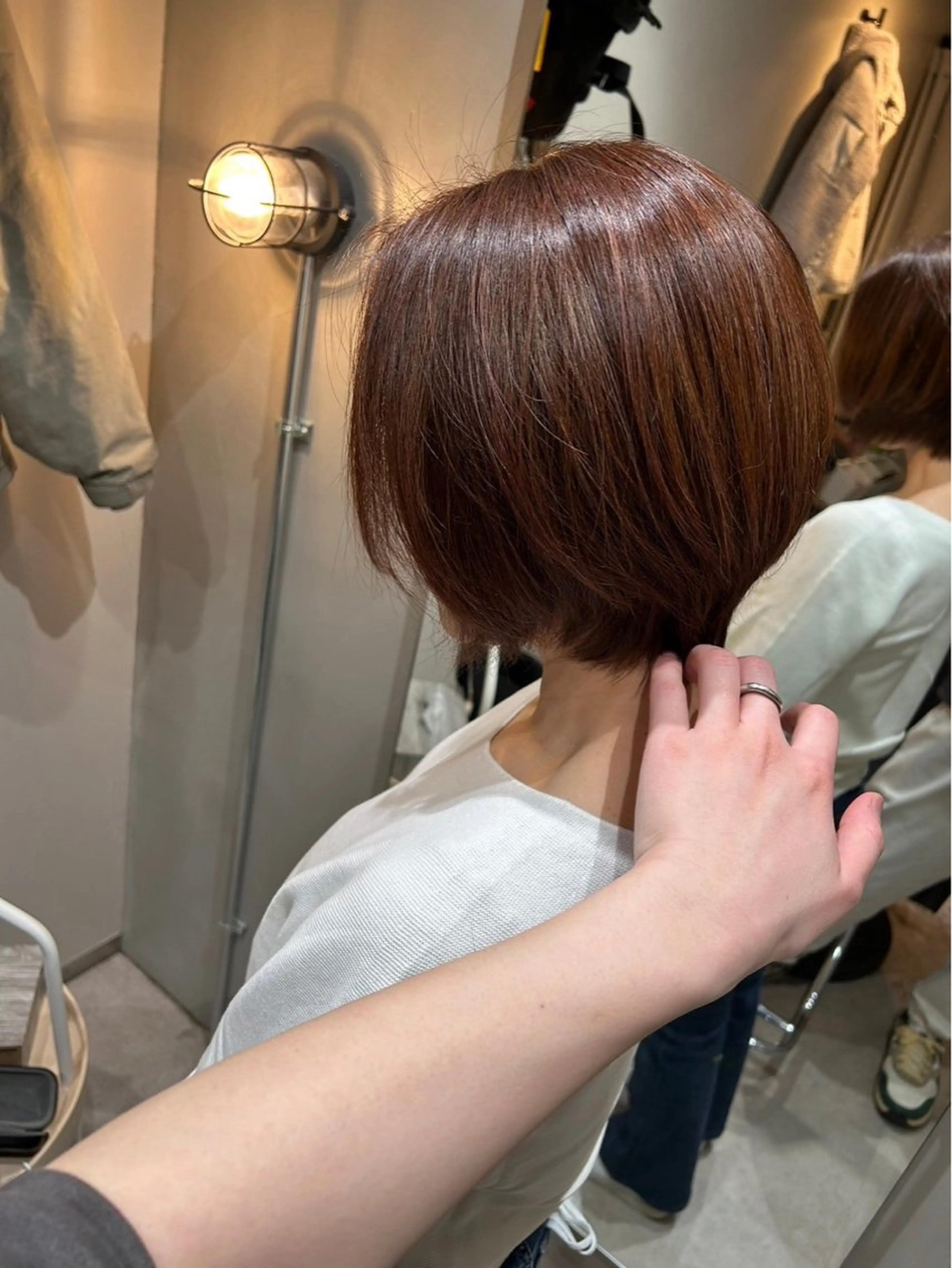 ショート カラー 脱白髪染め美容師 竹内涼乃のヘアスタイル
