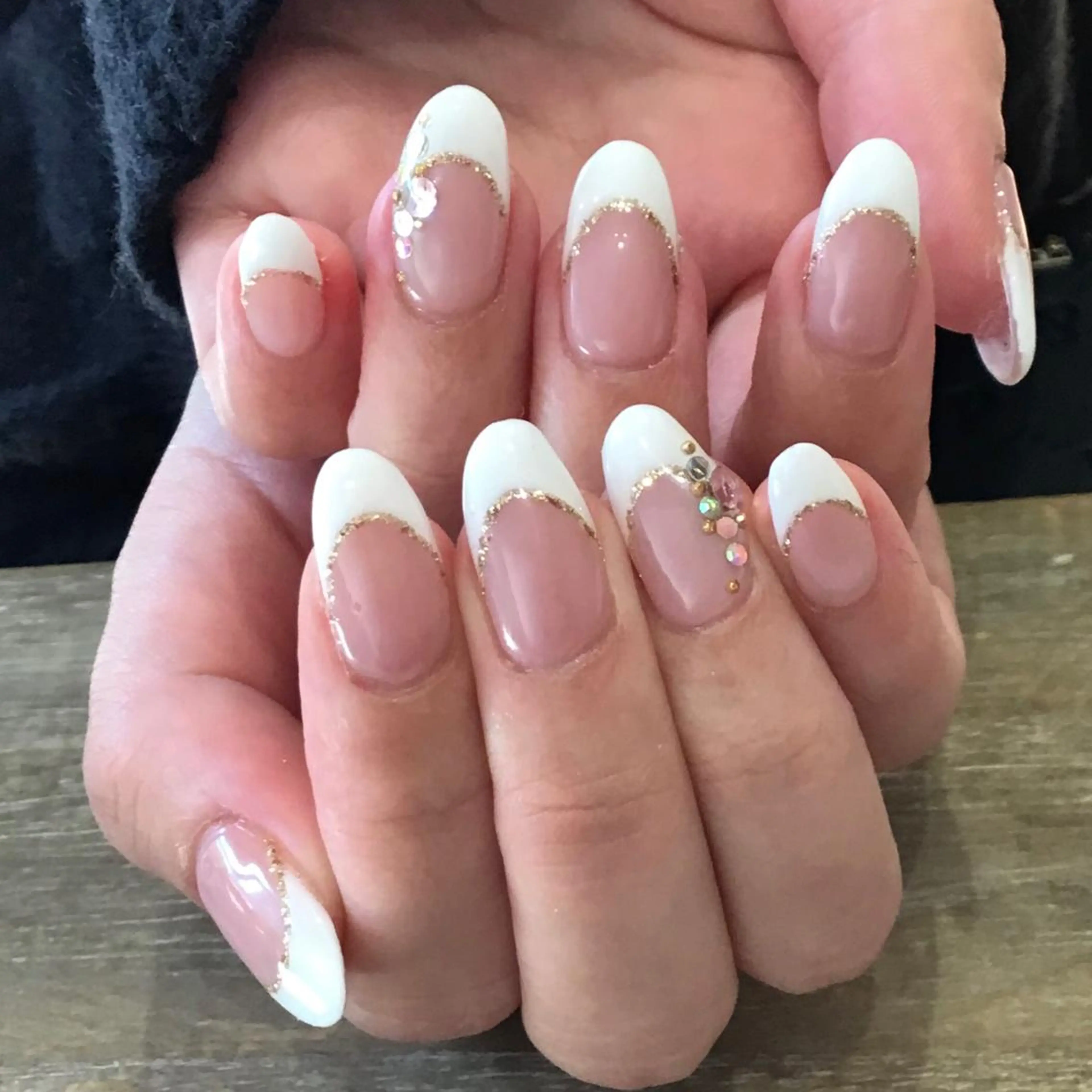 ネイル Nest 三田のマツエク・マツパデザイン