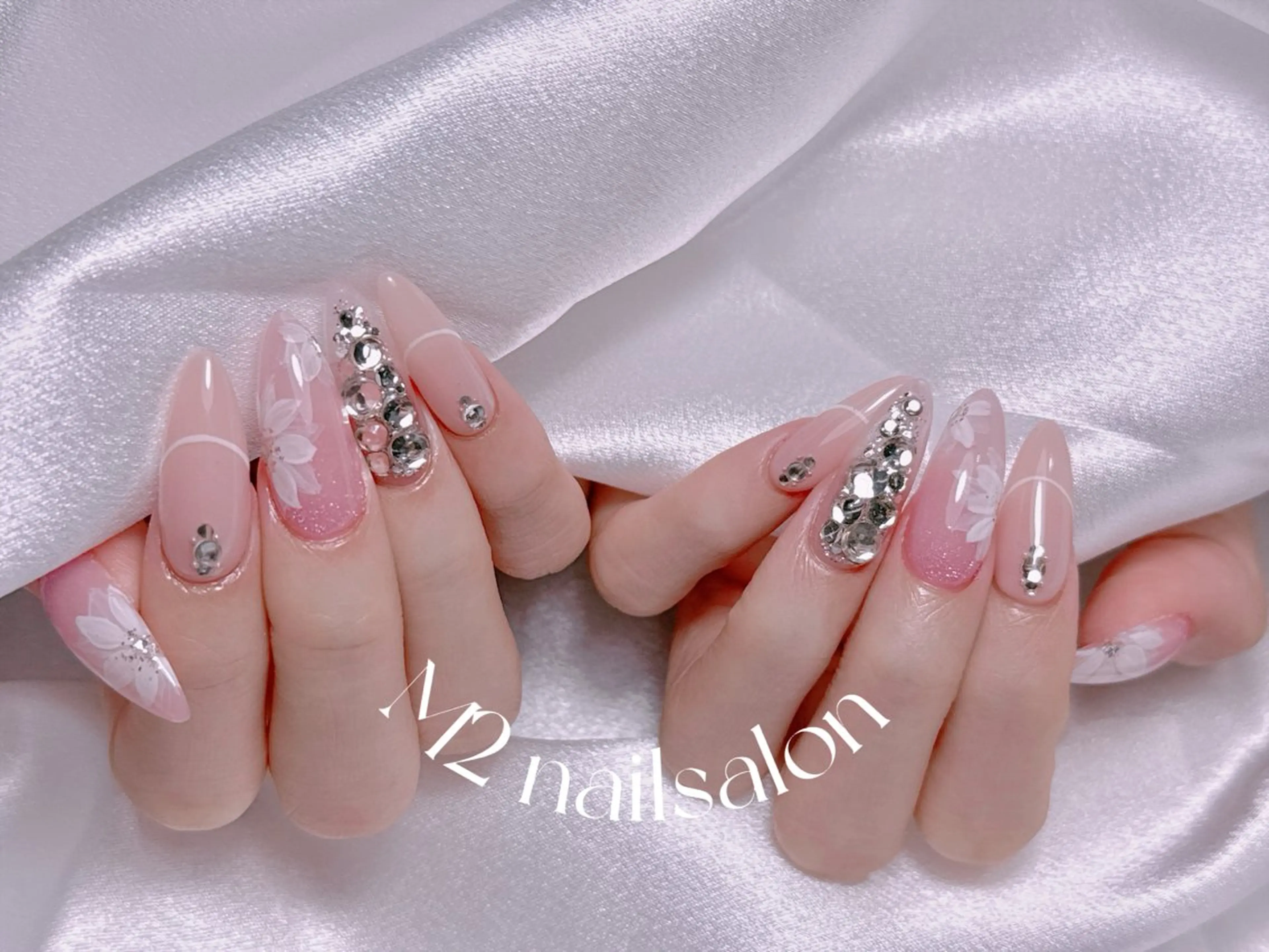 ネイル 長さだし専門店 M2　rikaのネイルデザイン