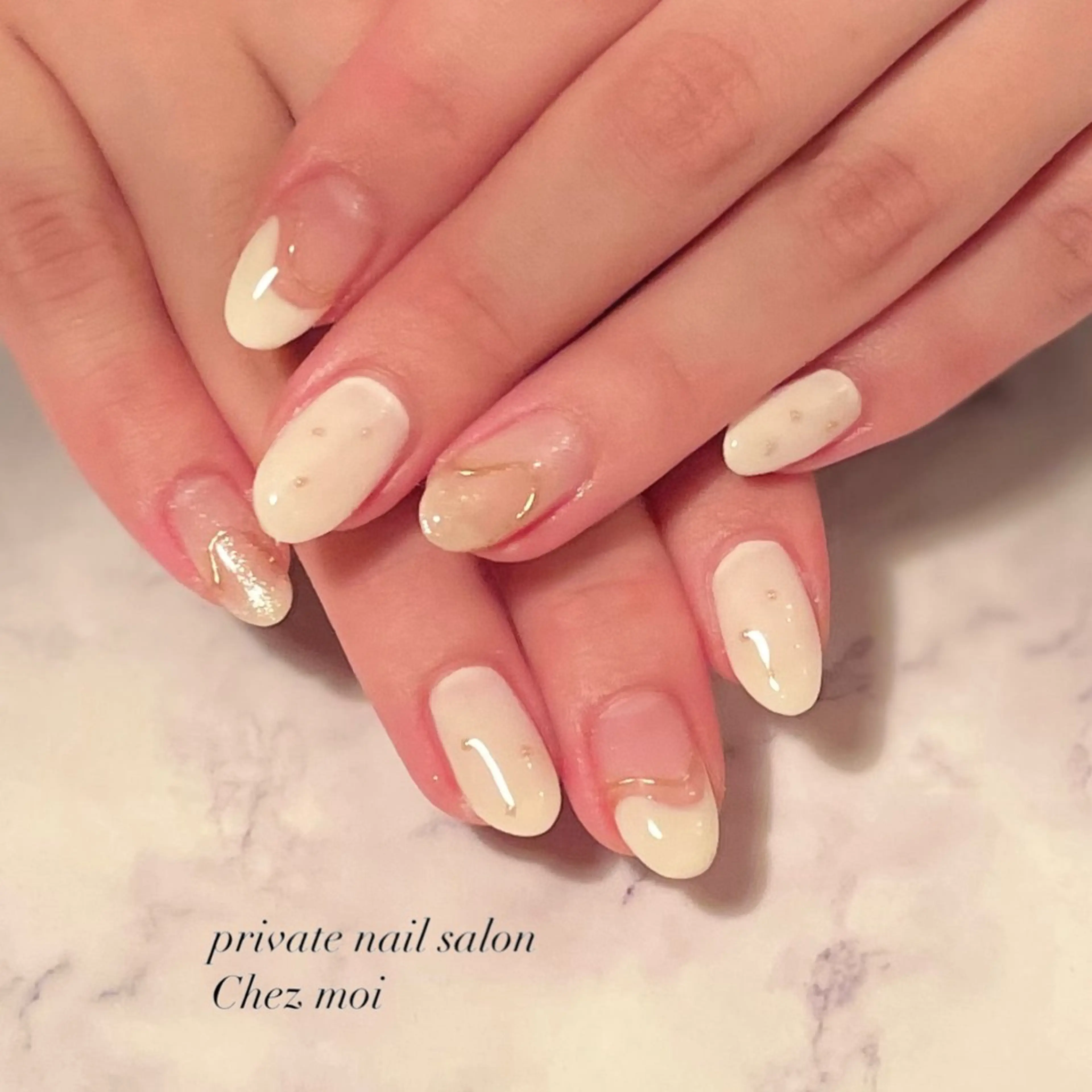 ネイル 持ち込み KOMINE TOMOKOのネイルデザイン