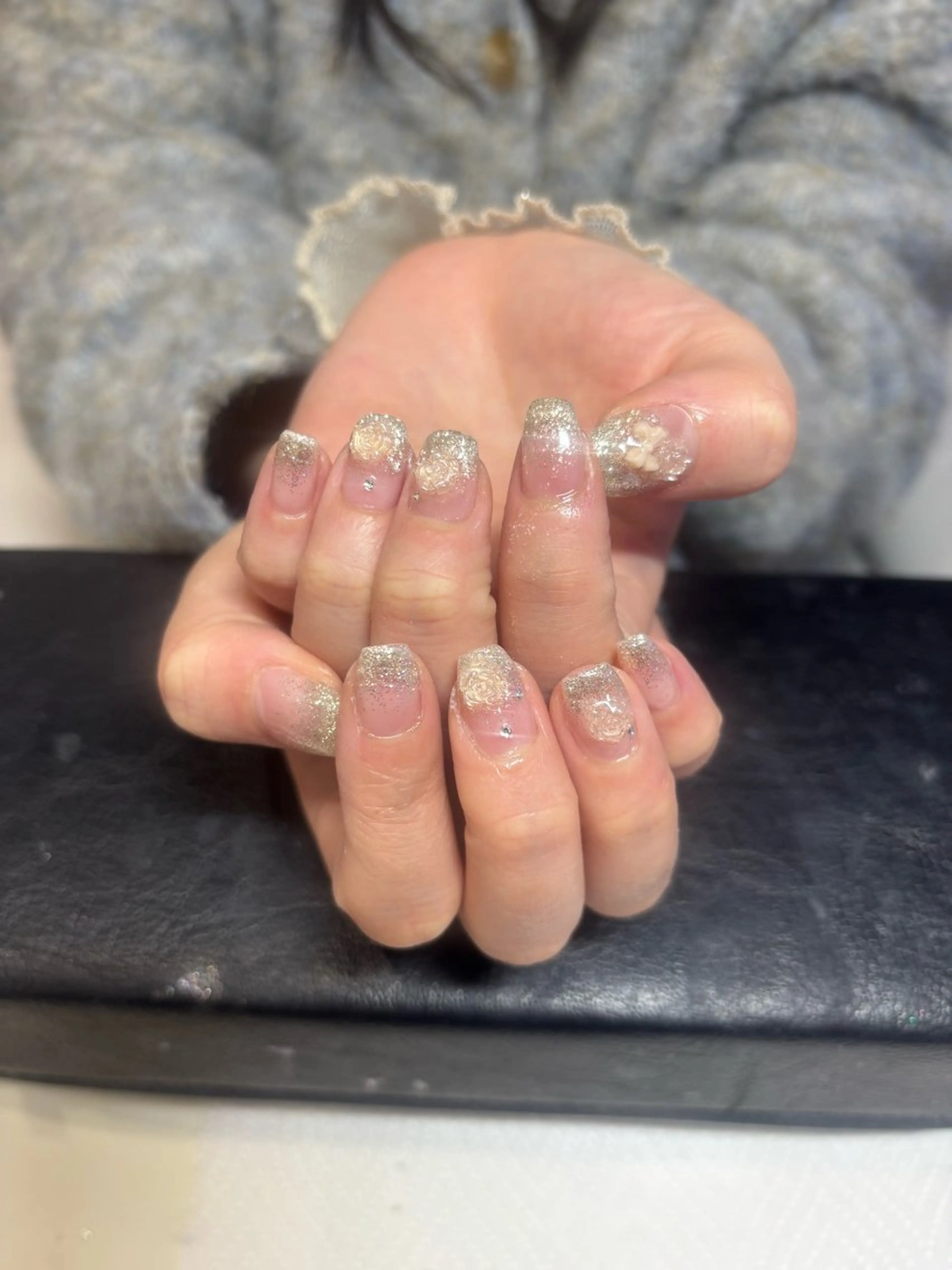 ネイル VENUSBELT mireiのネイルデザイン