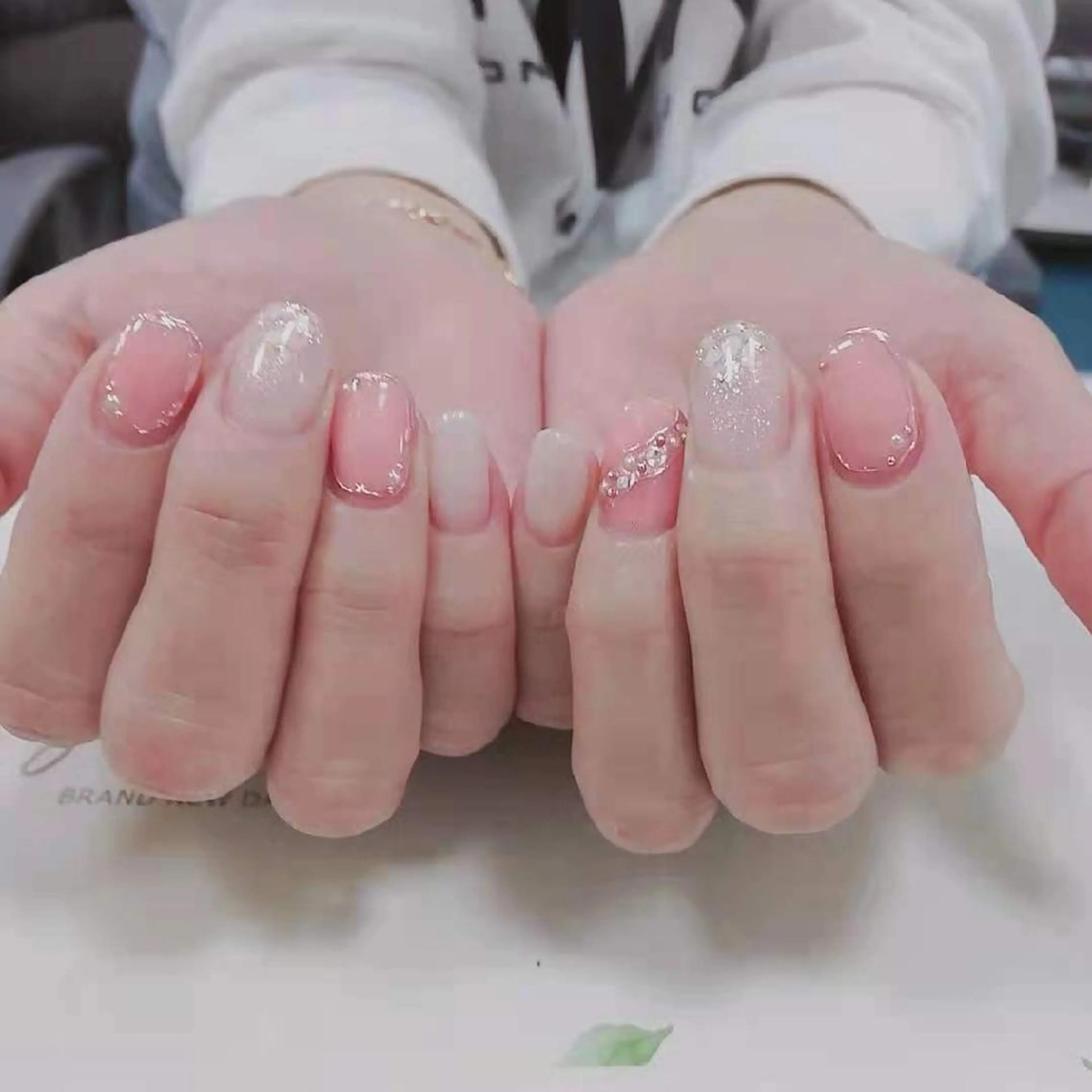 ネイル 横浜市中区曙町 E·U·Bネイルのネイルデザイン