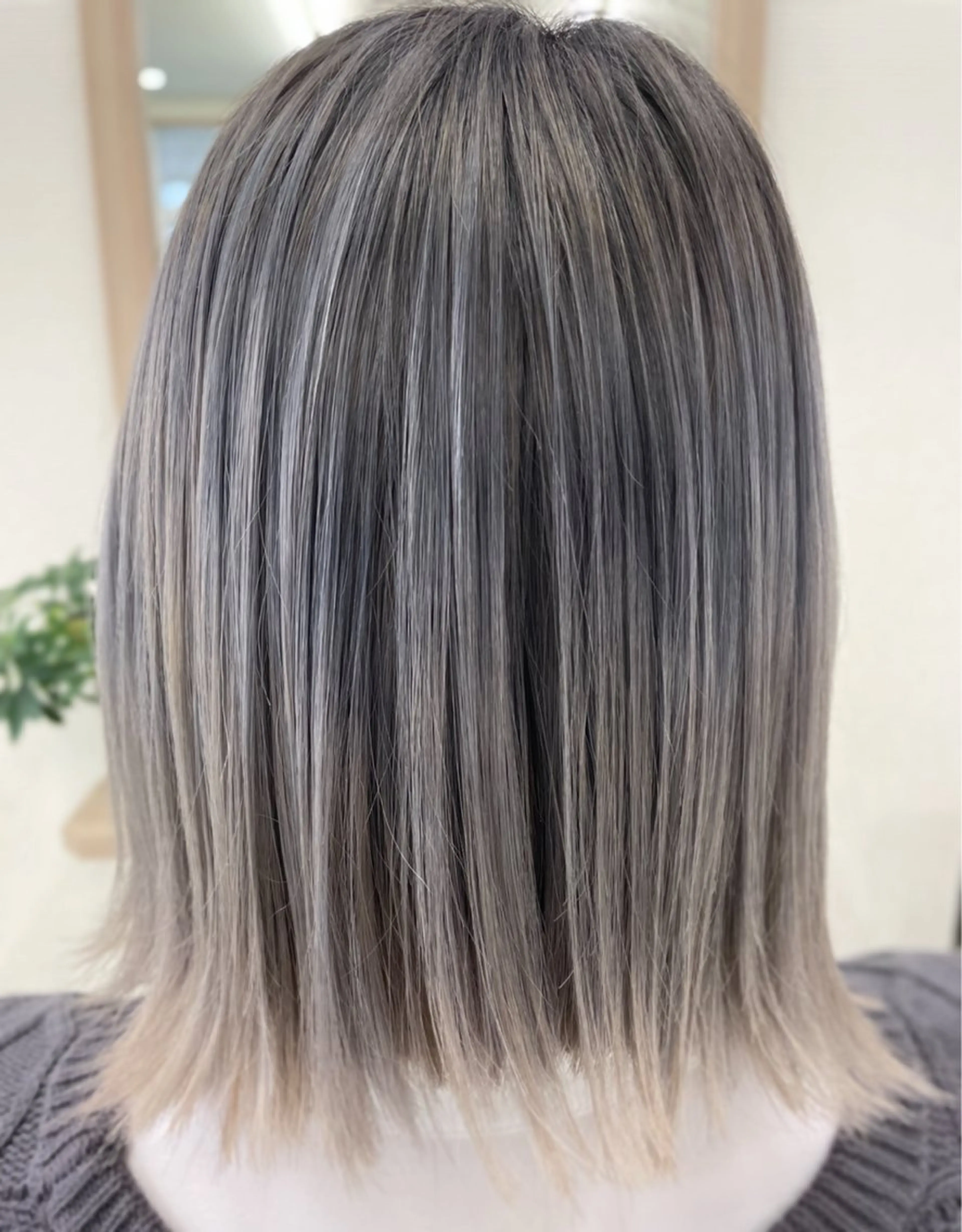 ミディアム カラー Ash銀座店💜 misaのヘアスタイル