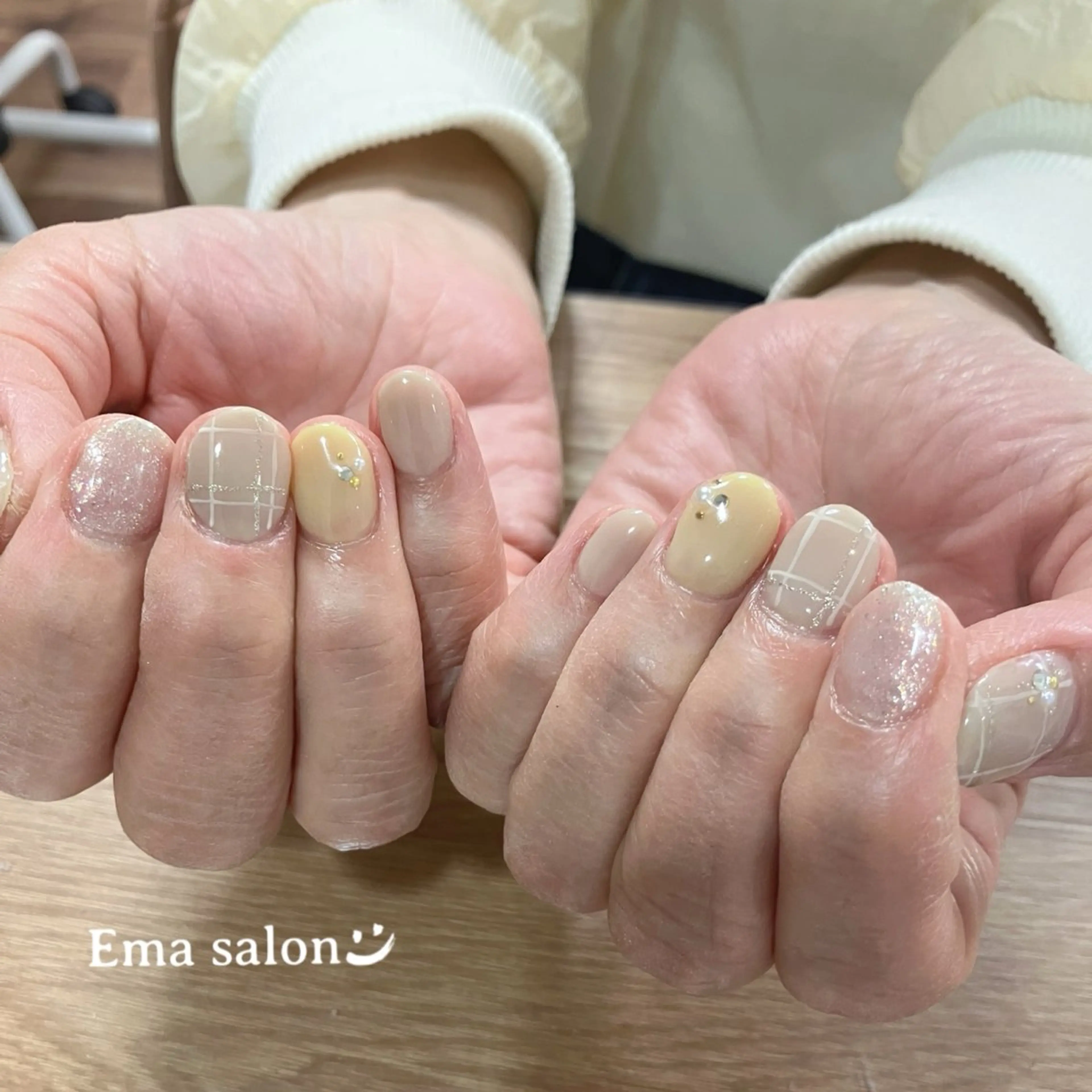 ネイル ハンドネイル Ema salon satomiのネイルデザイン