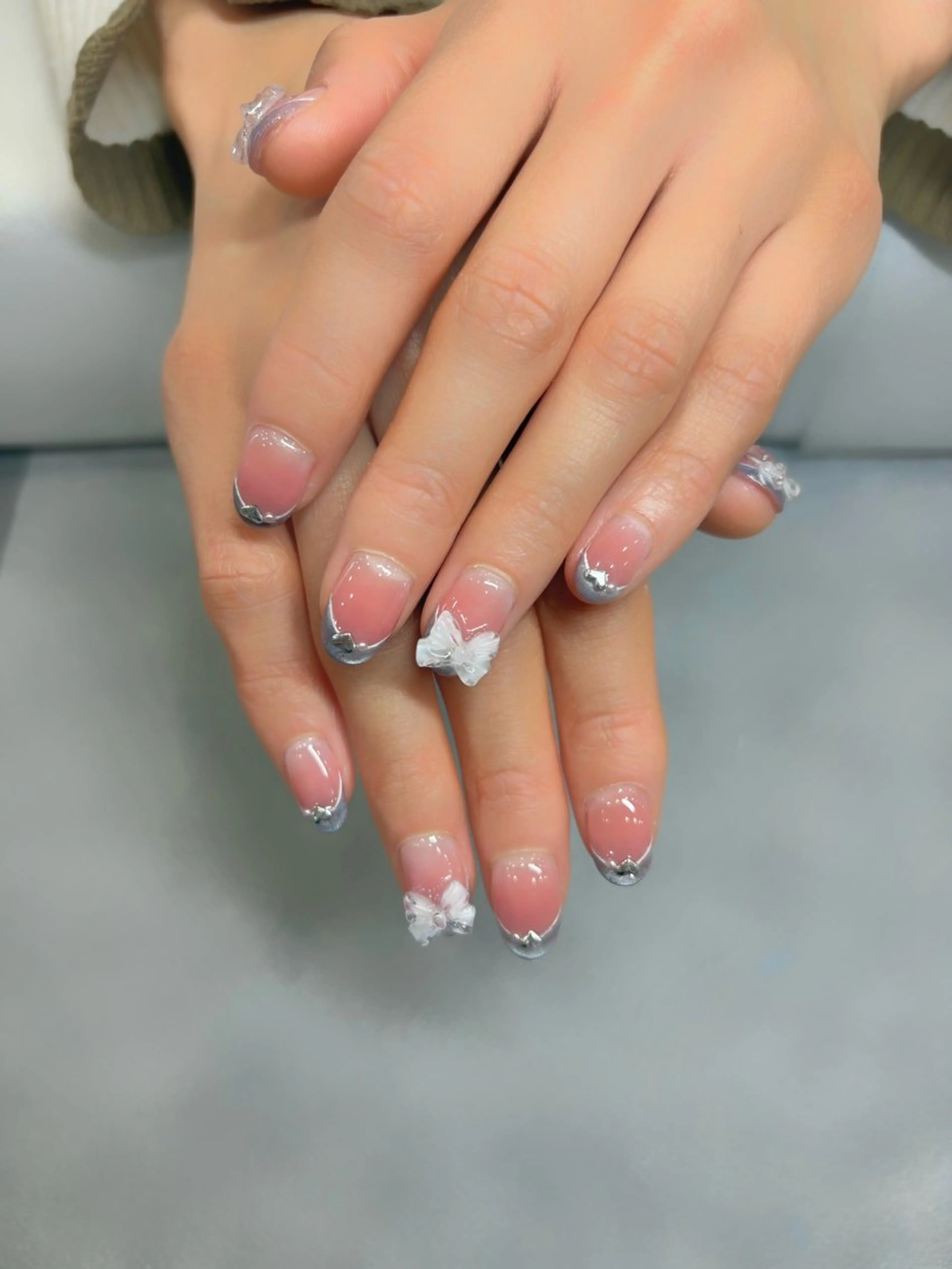 ネイル 田中 莉奈のネイルデザイン