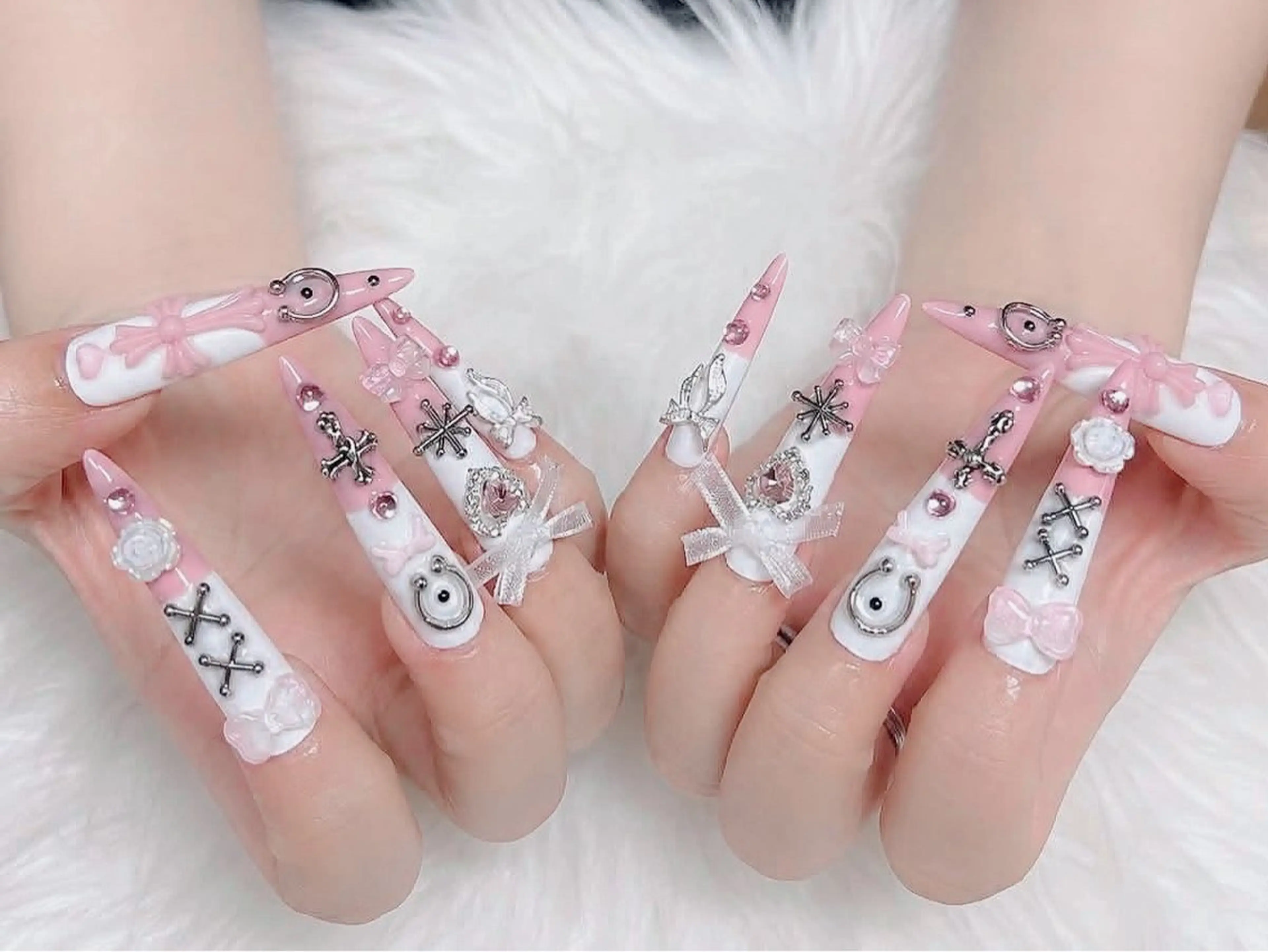 ネイル ハンドネイル Mira Nail Studioのネイルデザイン