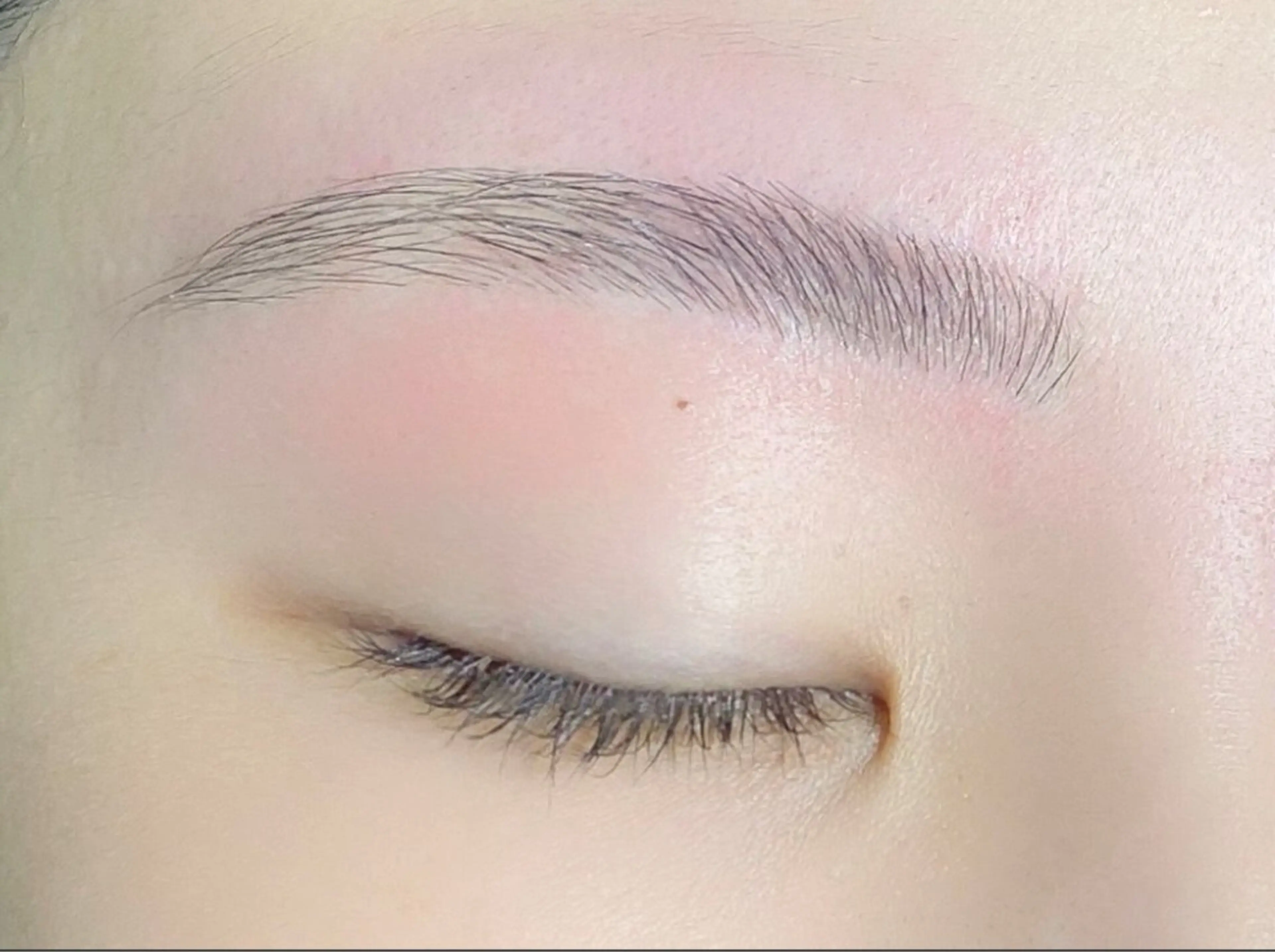 アイブロウ アイブロウ M_の眉毛・アイブロウイメージ