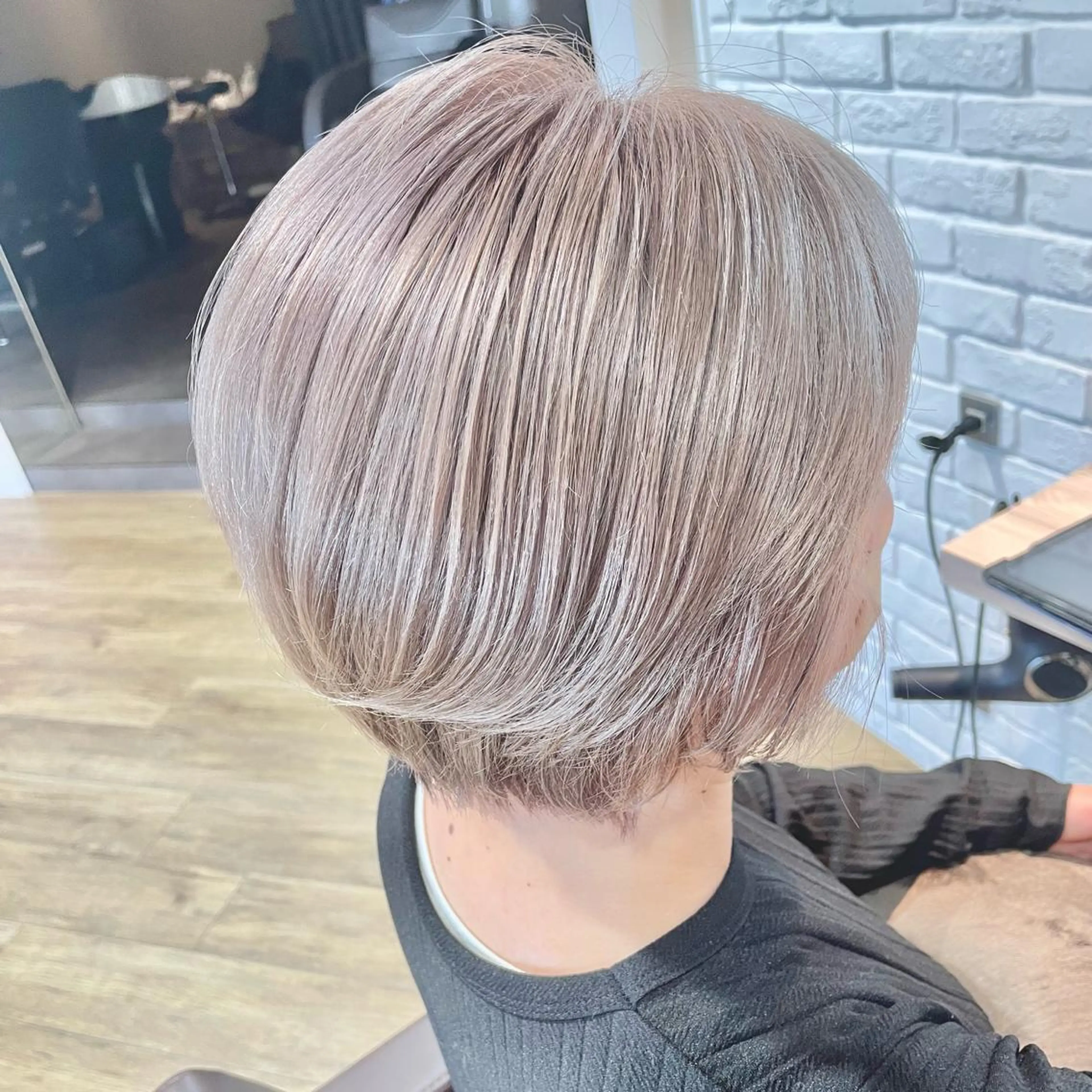 ショート 前田 菜奈子のヘアスタイル