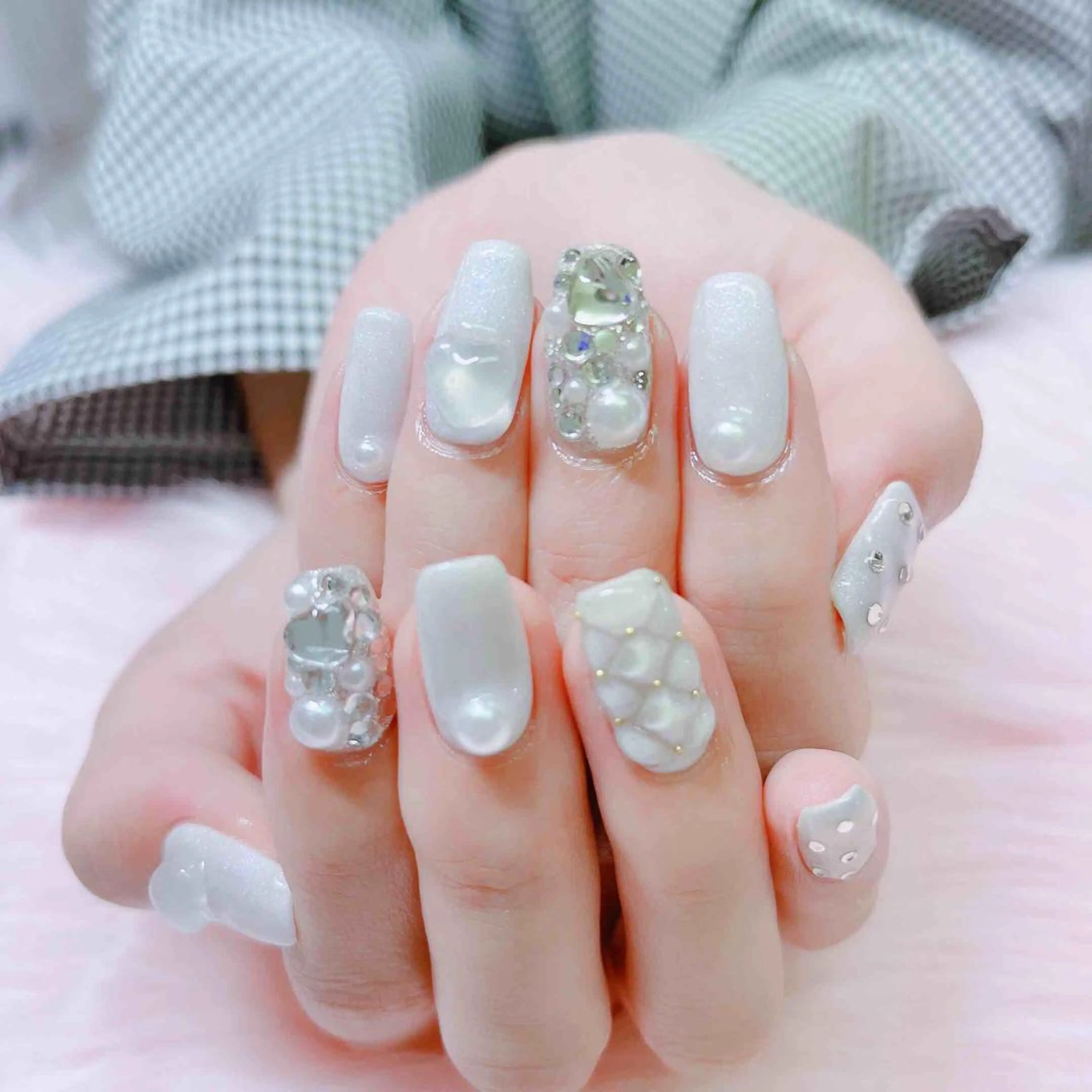 ネイル ハート ワンカラーネイル ハンドネイル MoonNail ユリ🌸のネイルデザイン