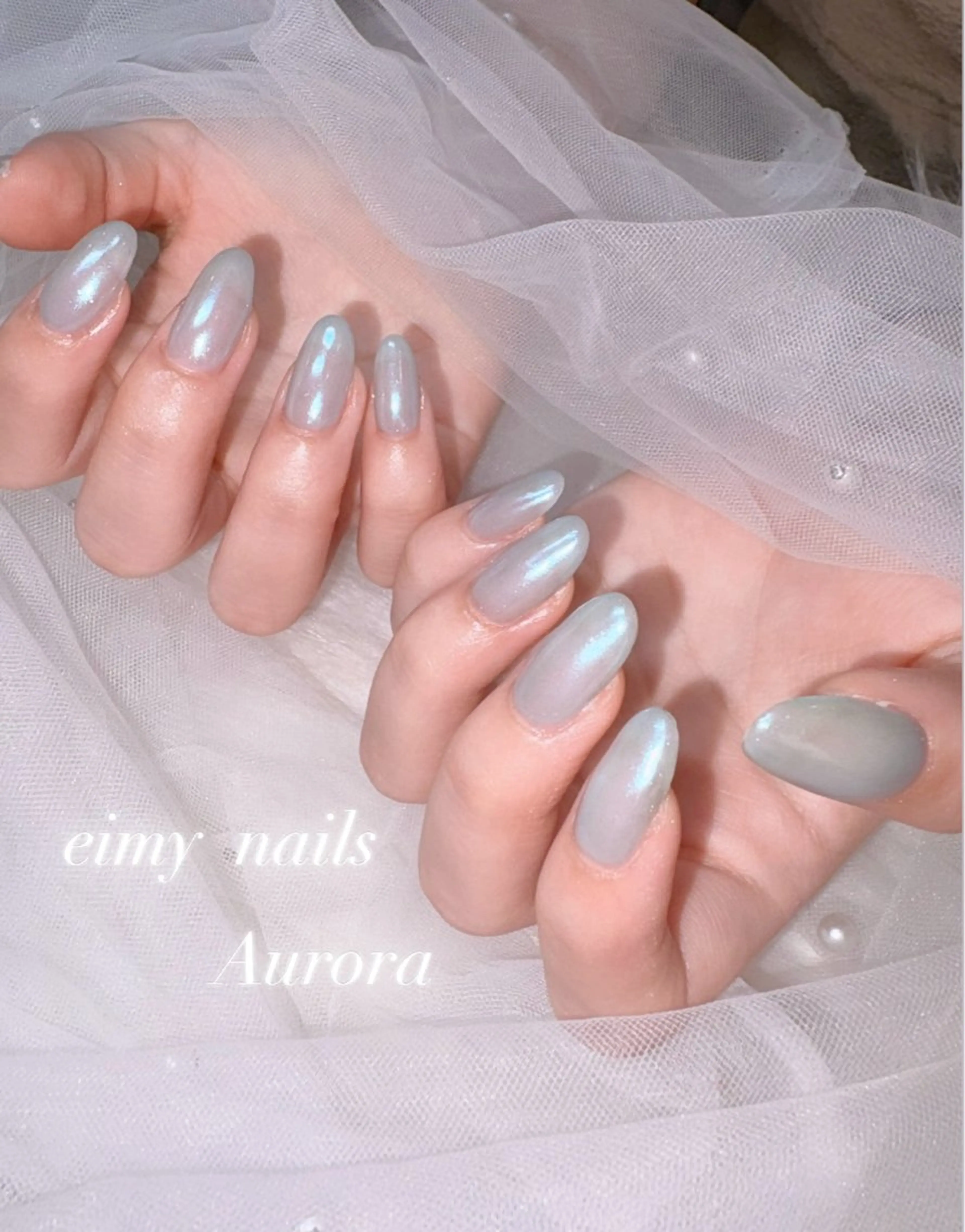 ネイル オーロラネイル ブルー ワンカラーネイル ハンドネイル eimy nails♡のネイルデザイン