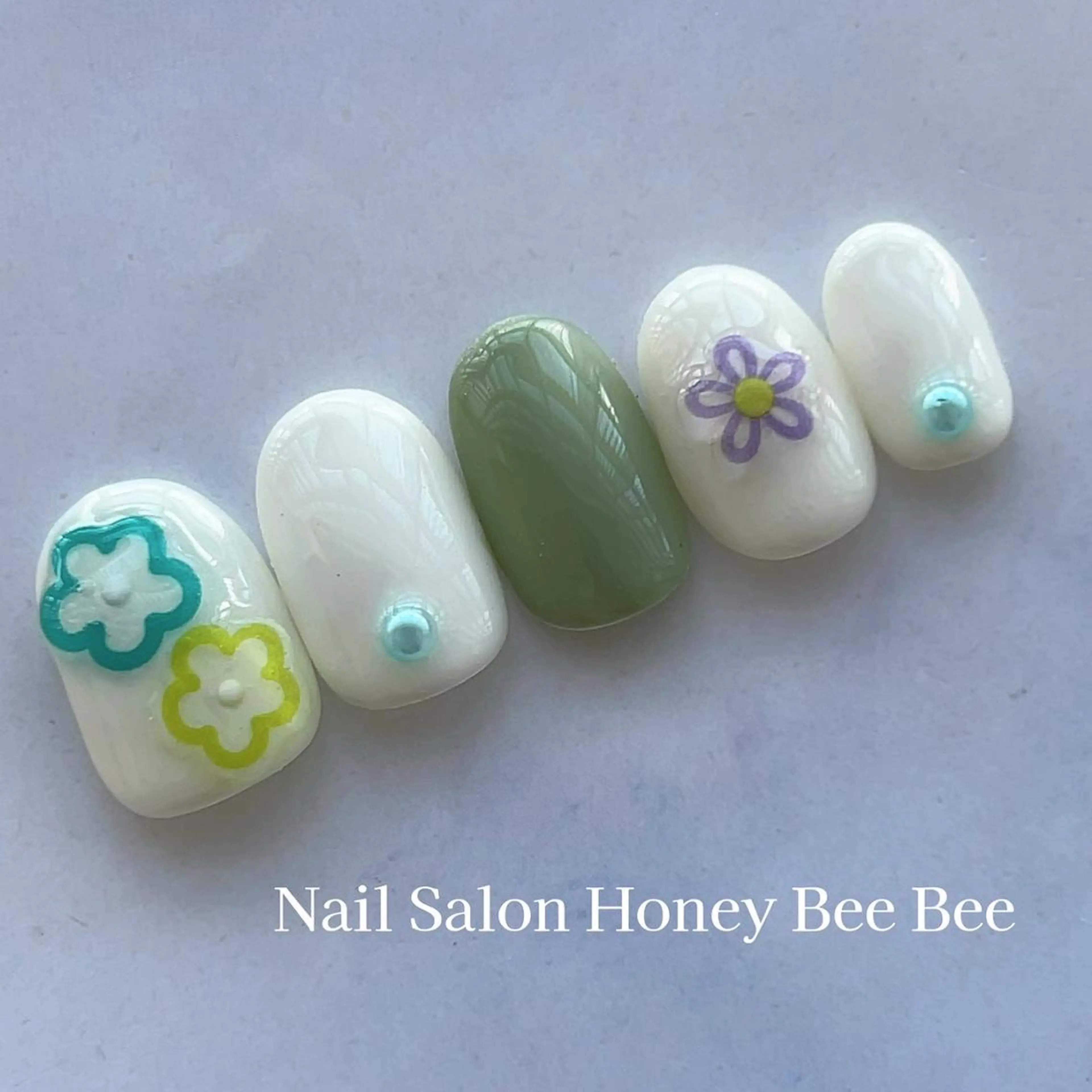 ネイル Nail salon Honey Beeのネイルデザイン