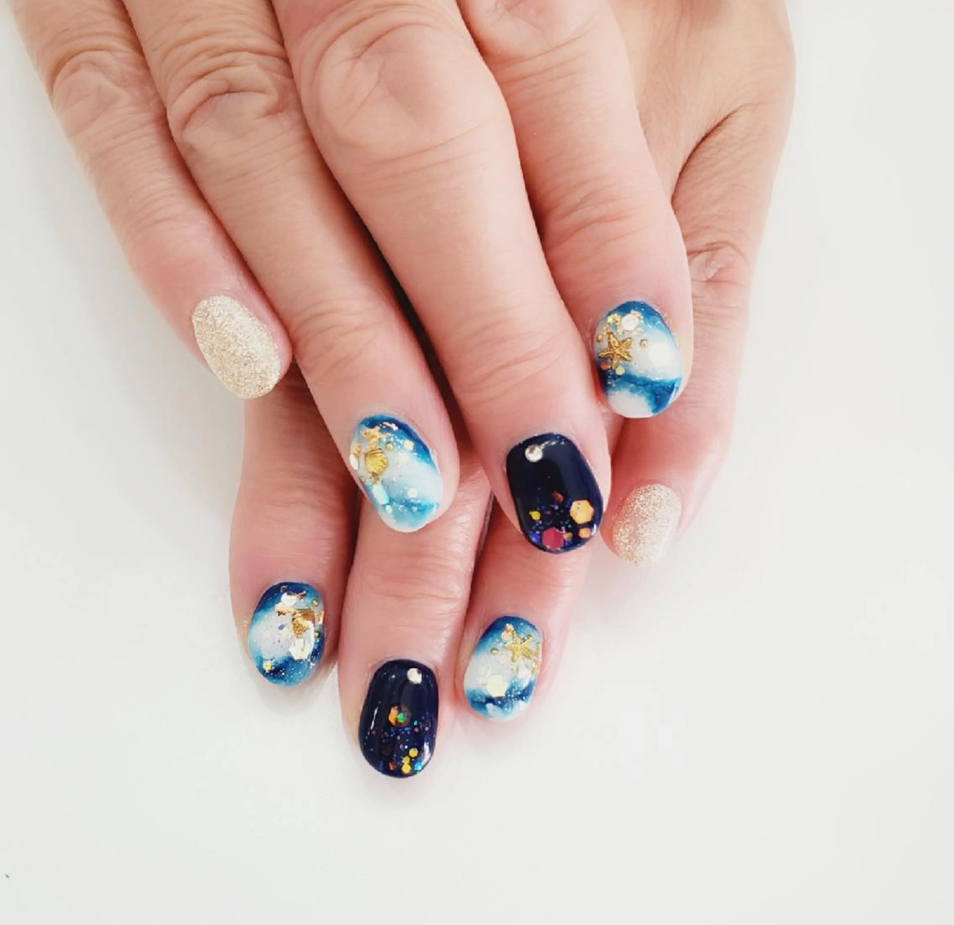 ネイル 早坂  のネイルデザイン