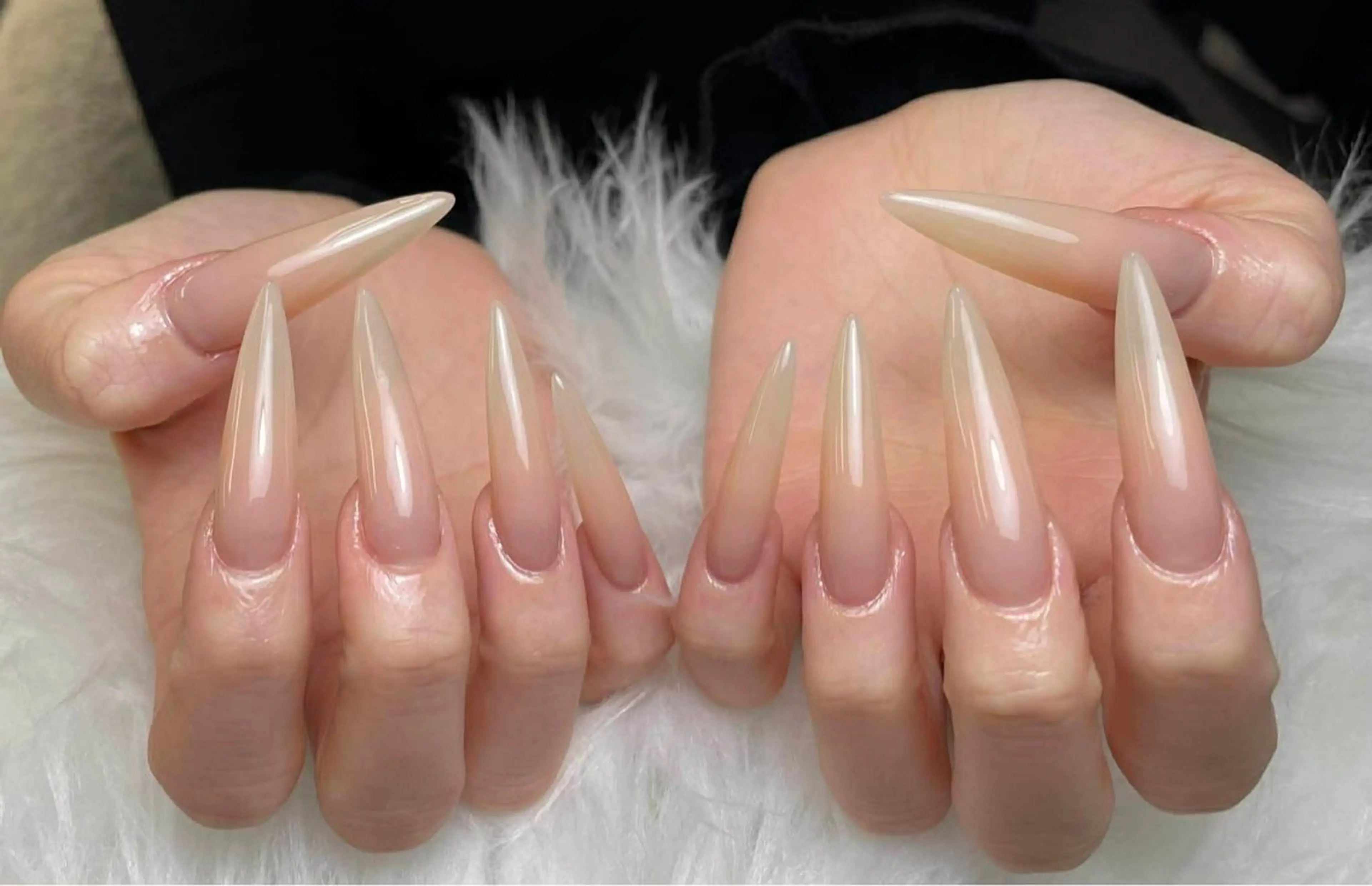 ネイル アートネイル 成人式 ジェルネイル ニュアンスネイル 夏ネイル ハンドネイル Jenn Nail Salonのネイルデザイン