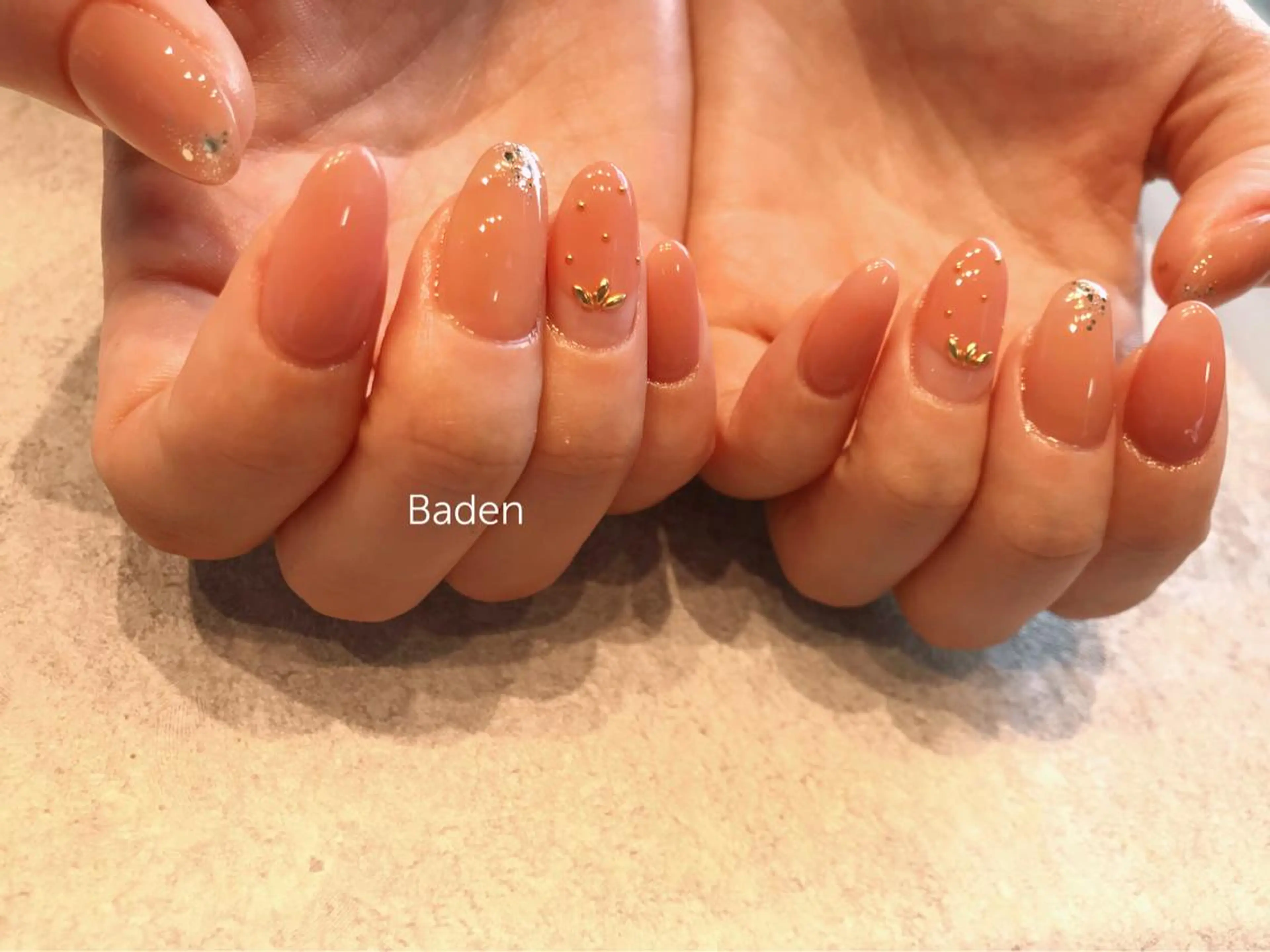 ネイル 氷ネイル・うるうるネイル 持ち込み ハンドネイル Baden Nail ﾊﾞ-ﾃﾞﾝ ﾈｲﾙのネイルデザイン