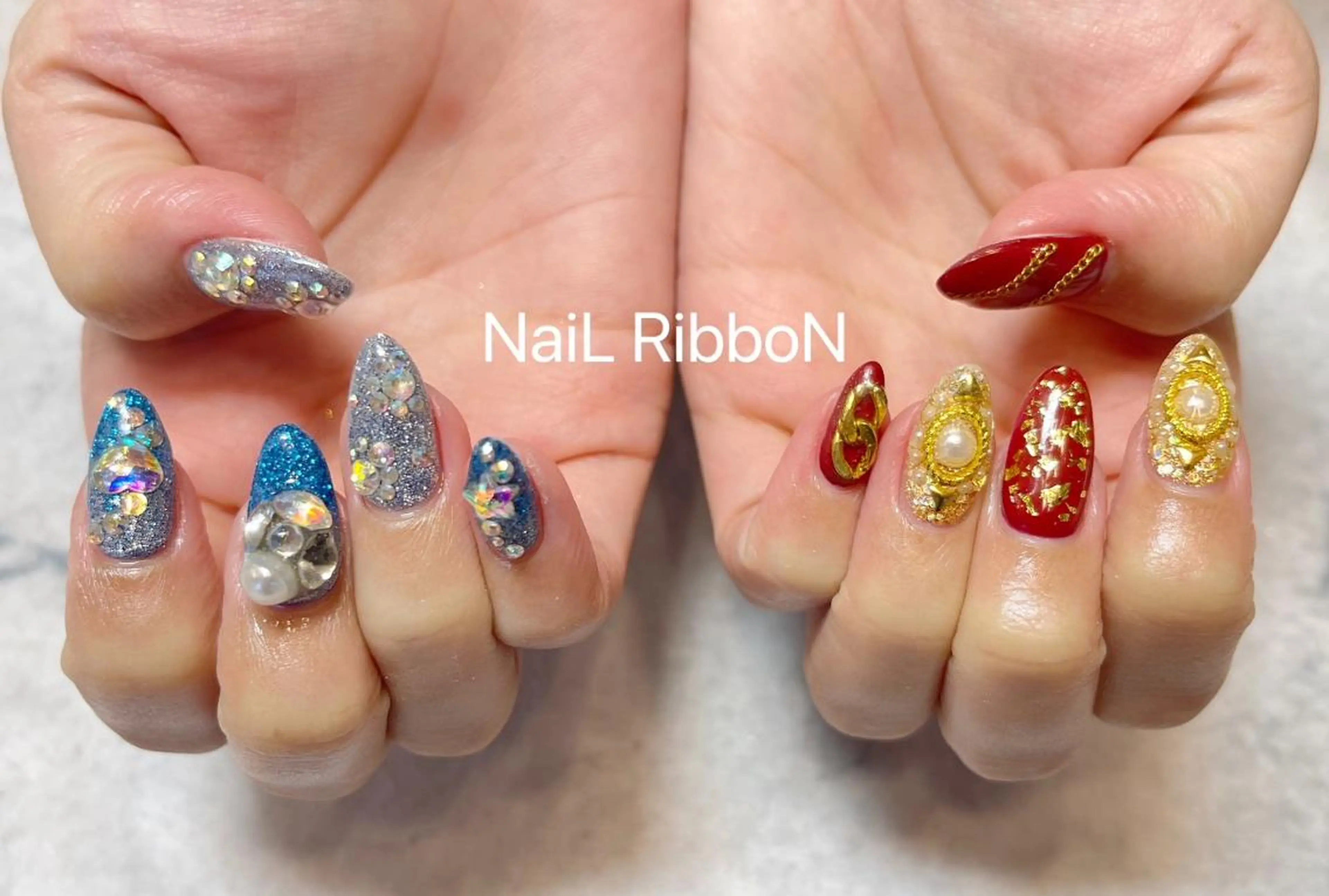 ネイル ネイルリボン 受付スタッフのネイルデザイン