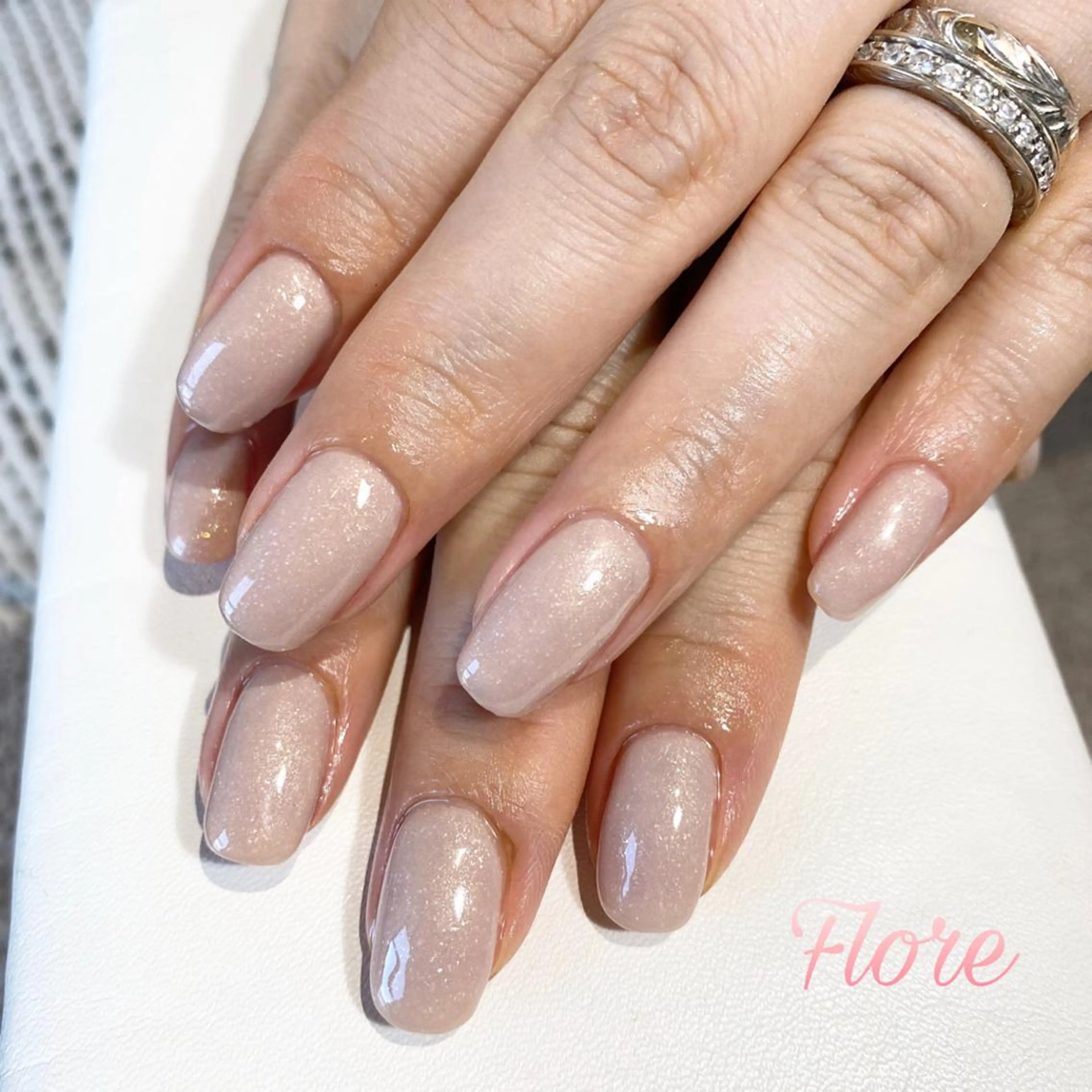 ネイル Flore (フロール)の眉毛・アイブロウイメージ