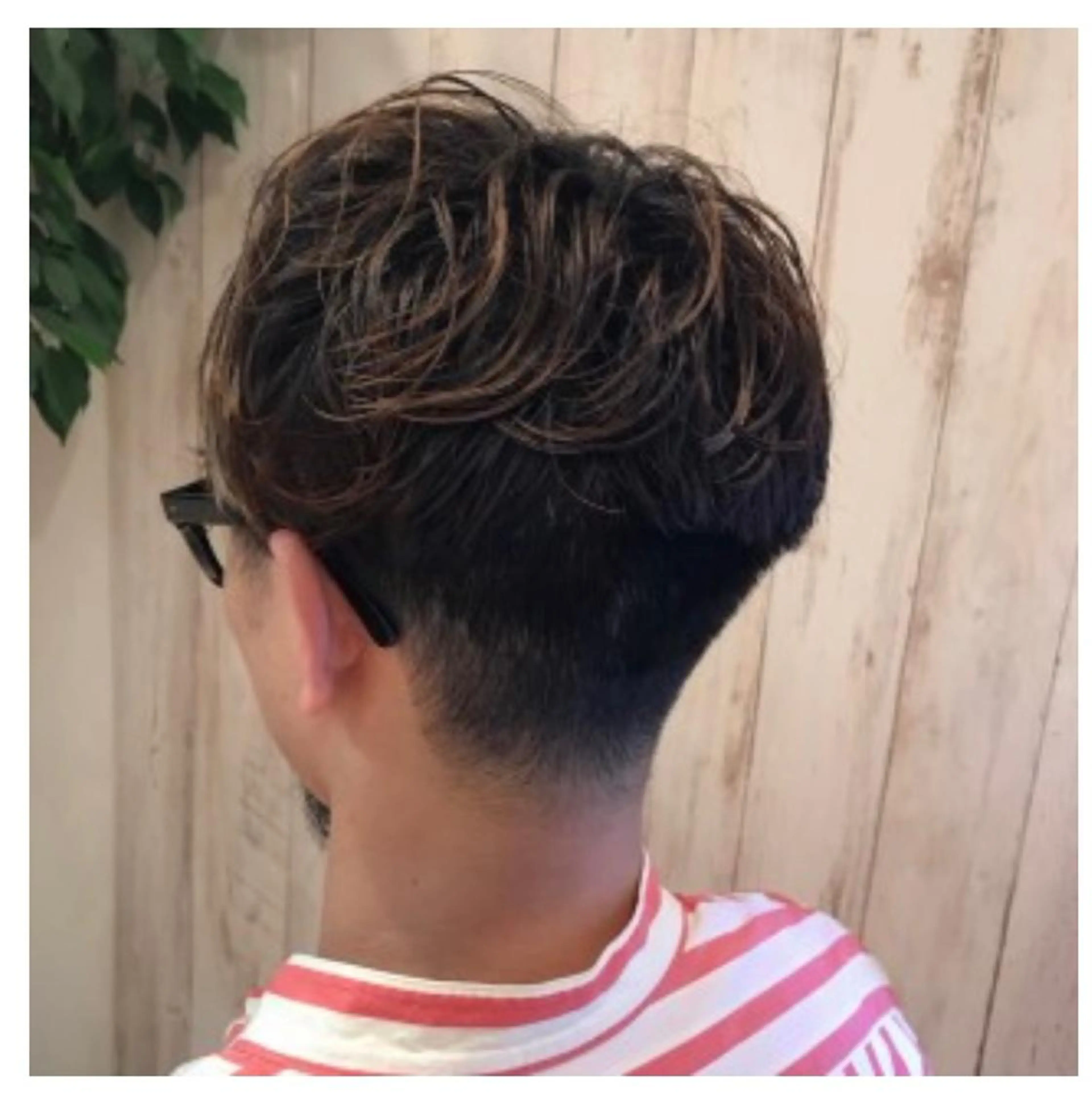 カラー パーマ メンズ 奥谷 美代子のヘアスタイル