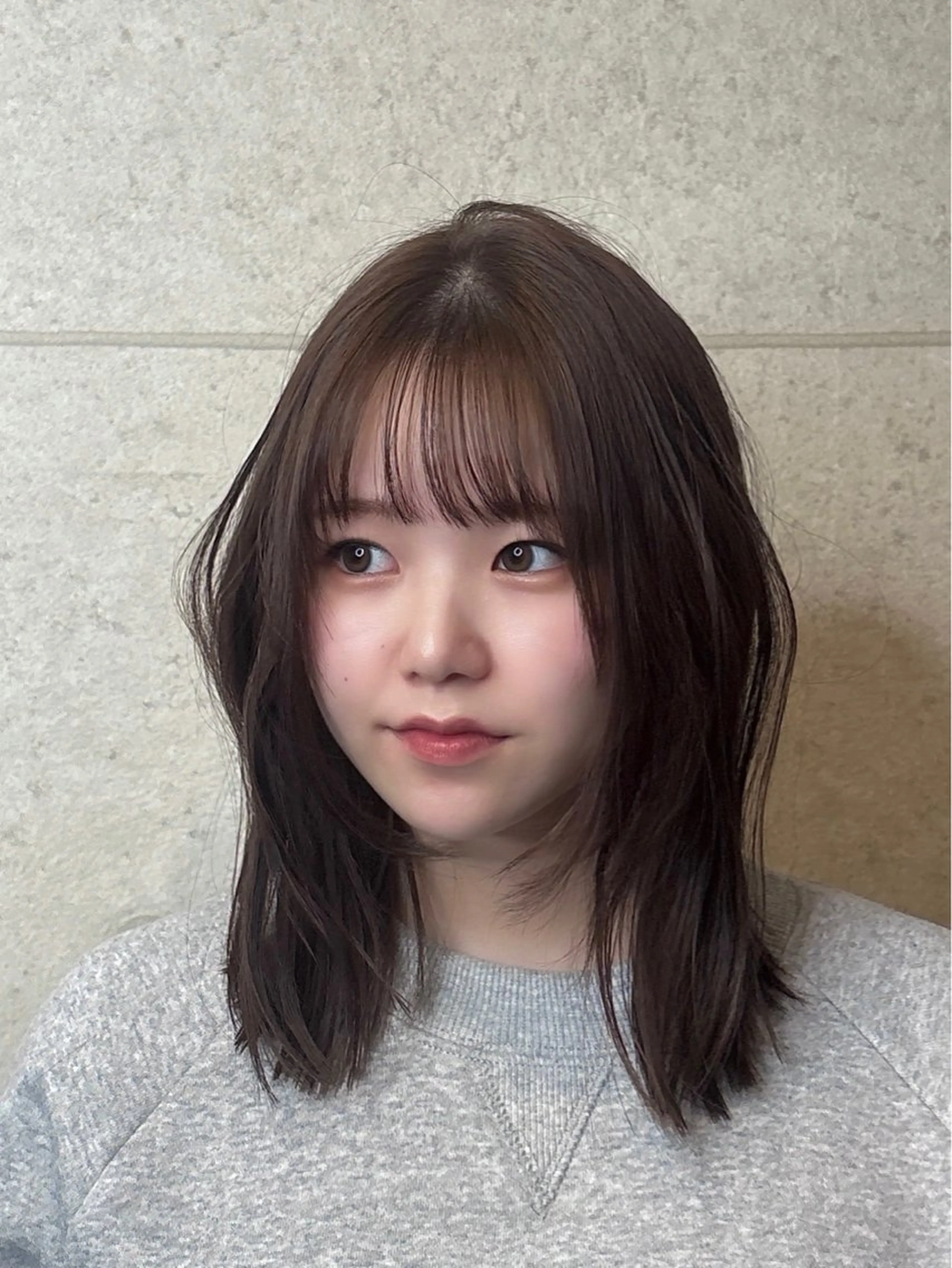 ミディアム レイヤーカット カット STAYGOLD⭐️ NANAMIのヘアスタイル