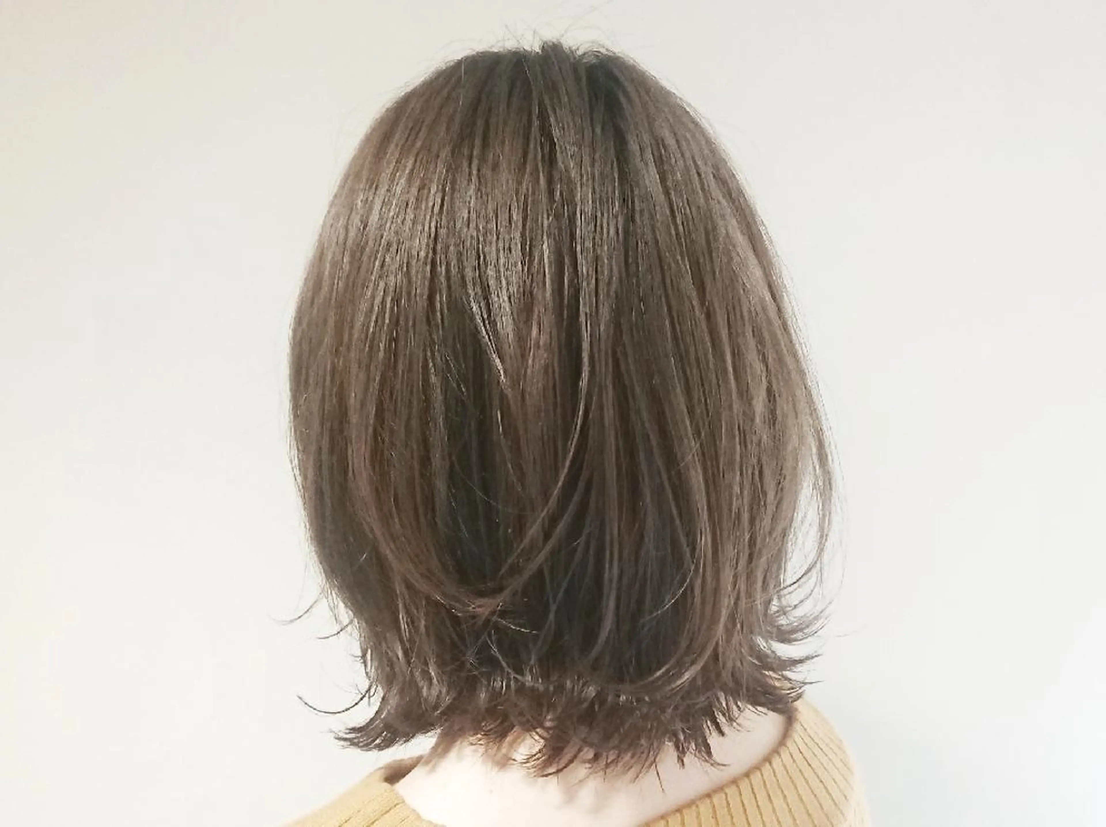 ミディアム カラー グレージュ イルミナカラー ✨ブリーチなし透明感 カラー✨ゆりかのヘアスタイル