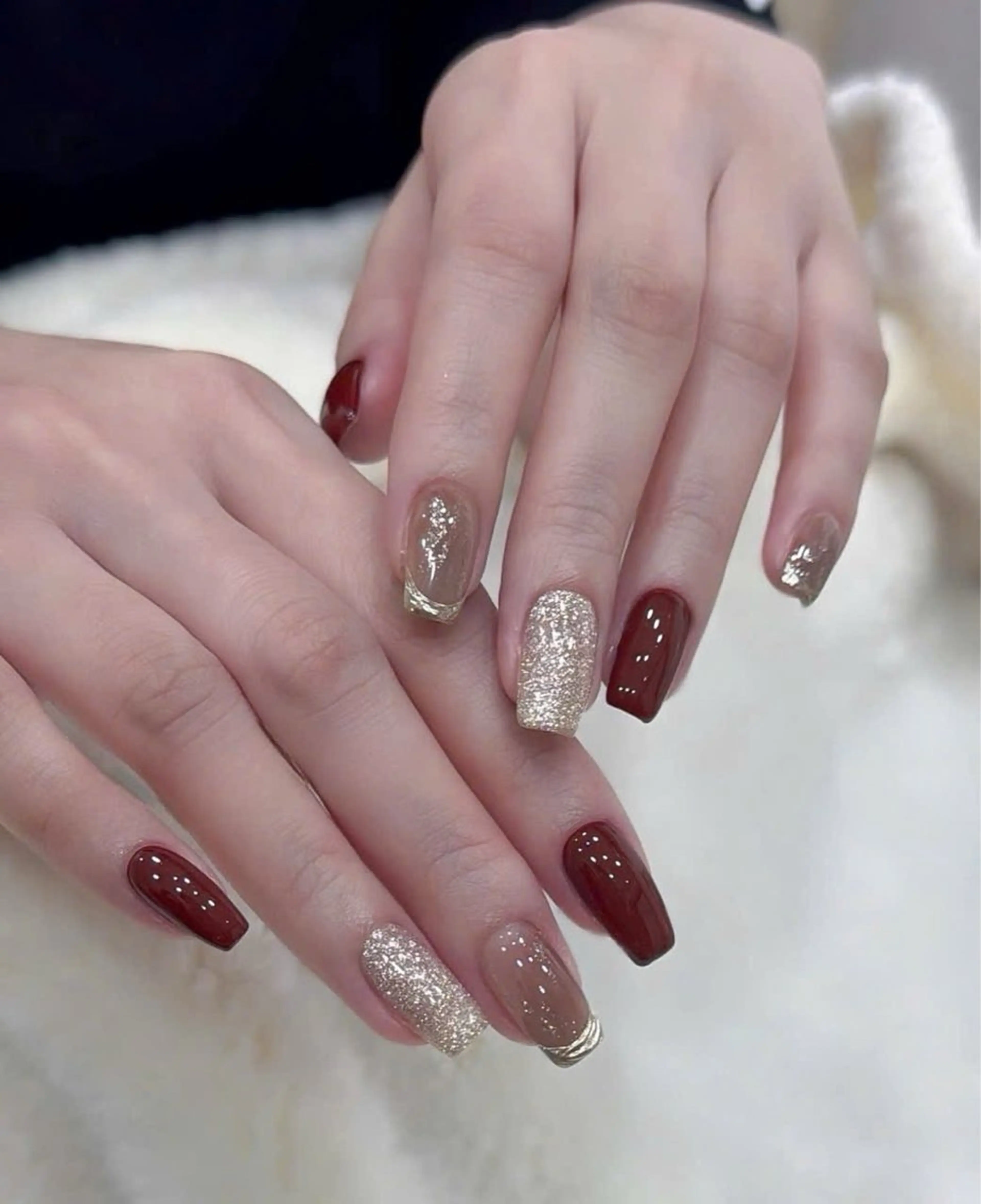 ネイル フレンチネイル キラキラネイル マグネットネイル ミラーネイル ニュアンスネイル ハンドネイル Tira Nailのネイルデザイン