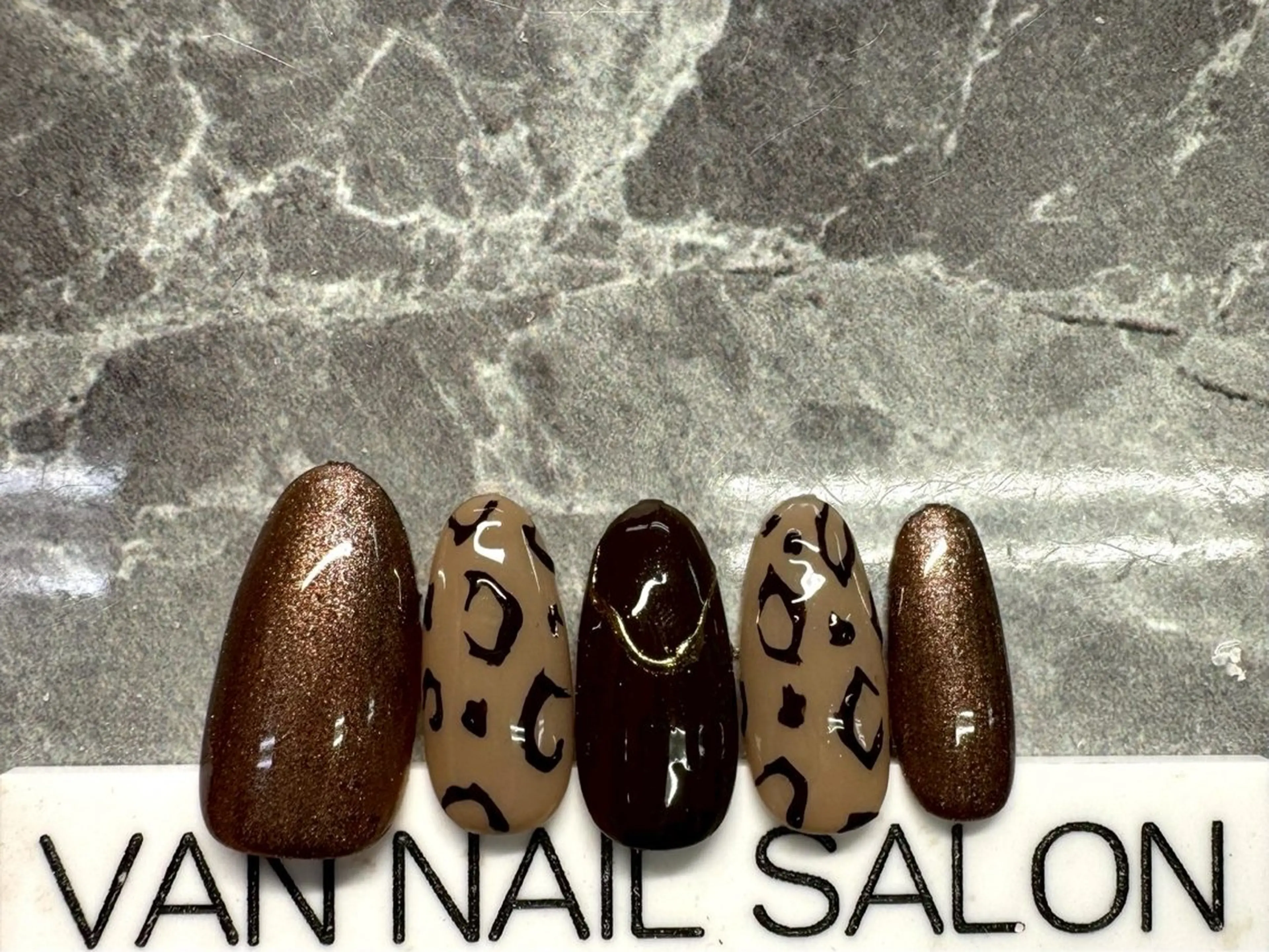 ネイル ハンドネイル Van Nail Salonのネイルデザイン