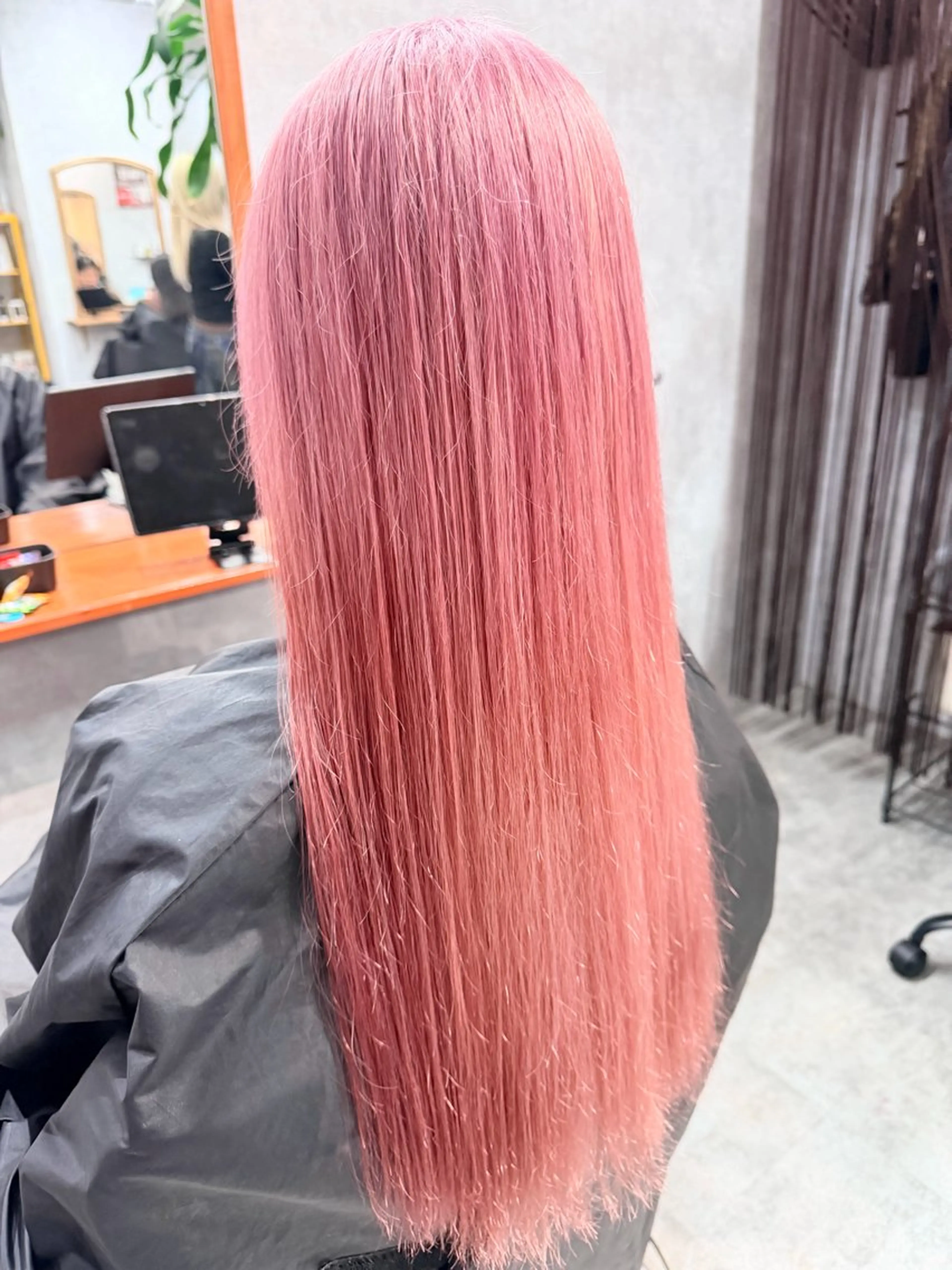 ロング カラー C'LD Hair トモヤのヘアスタイル