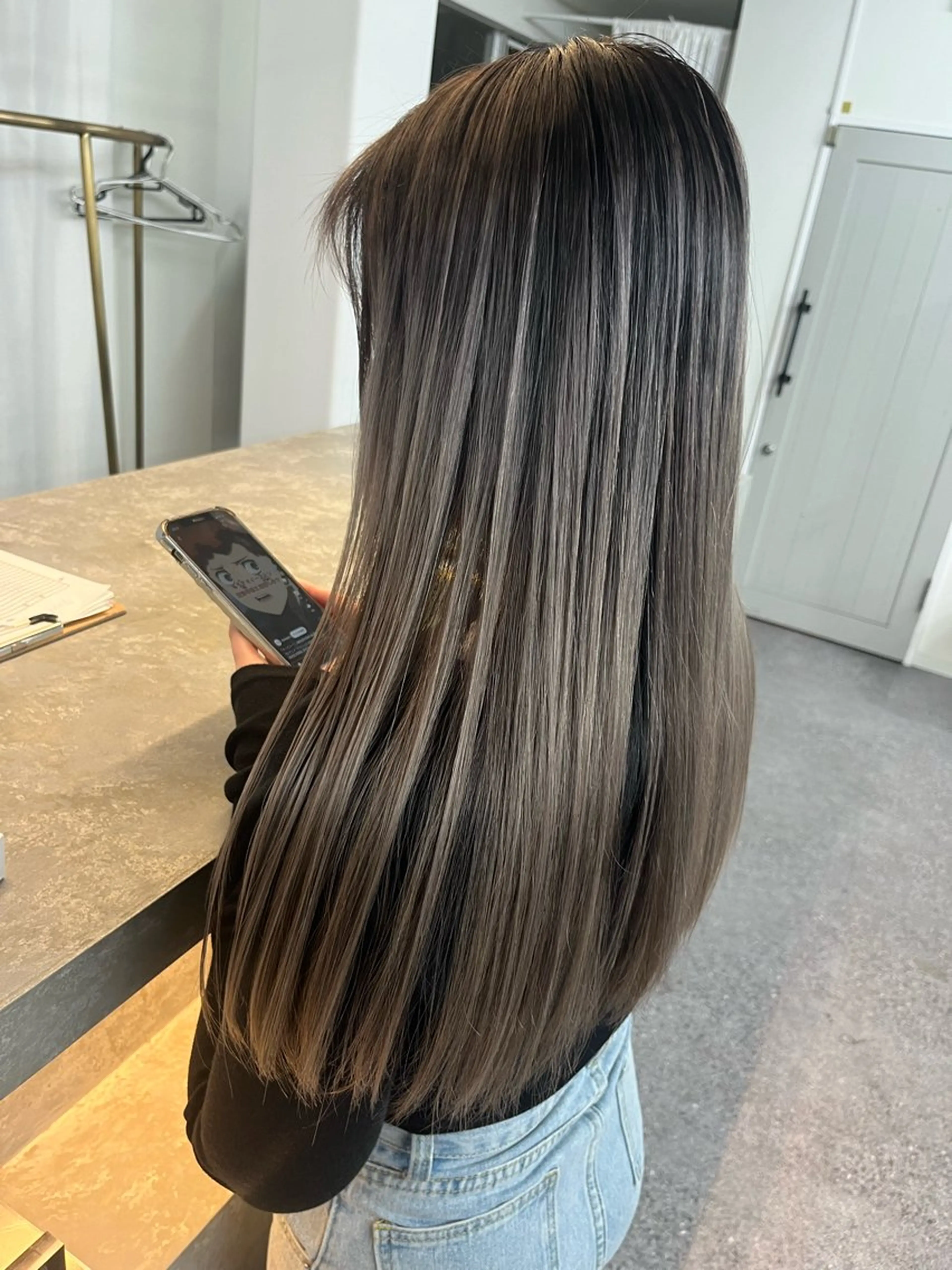 ロング ヘアカラー トリートメント 髪質改善・ハイトーン 🌈SENAのヘアスタイル