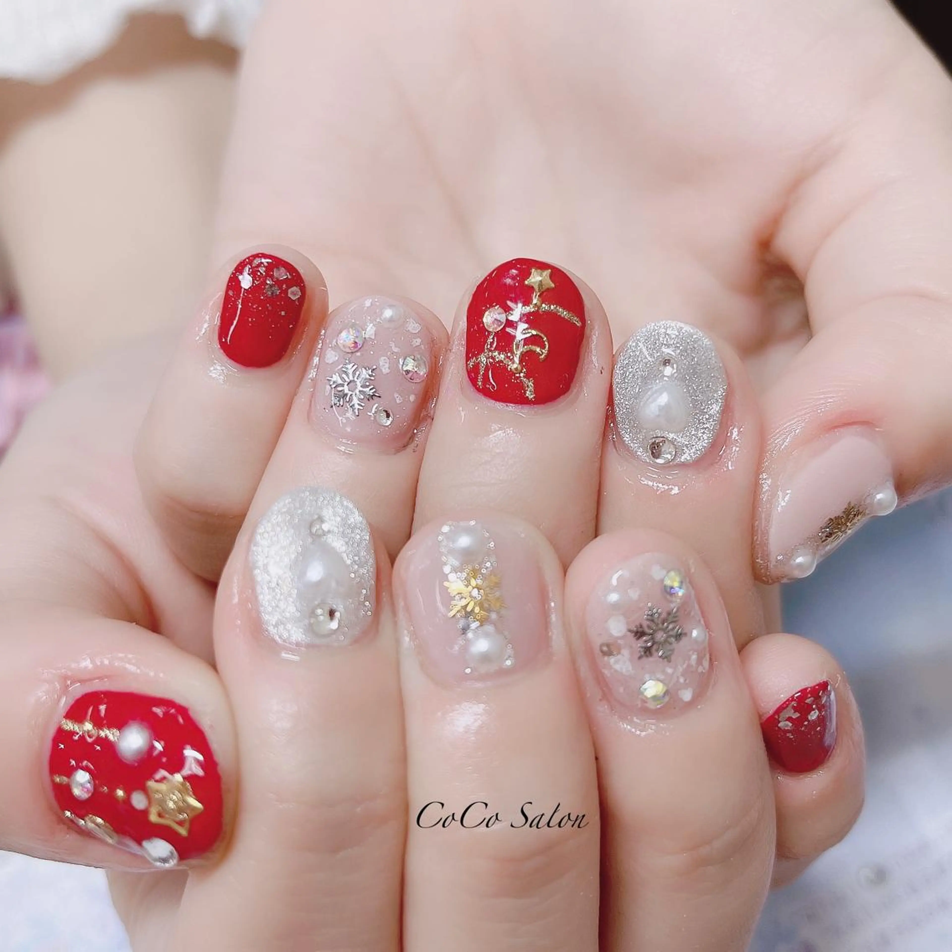 ネイル 長さ出し ジェルネイル ホログラムネイル キラキラネイル ラメ(グリッター) ハンドネイル CoCoSalon ネイル/まつ毛予約のネイルデザイン