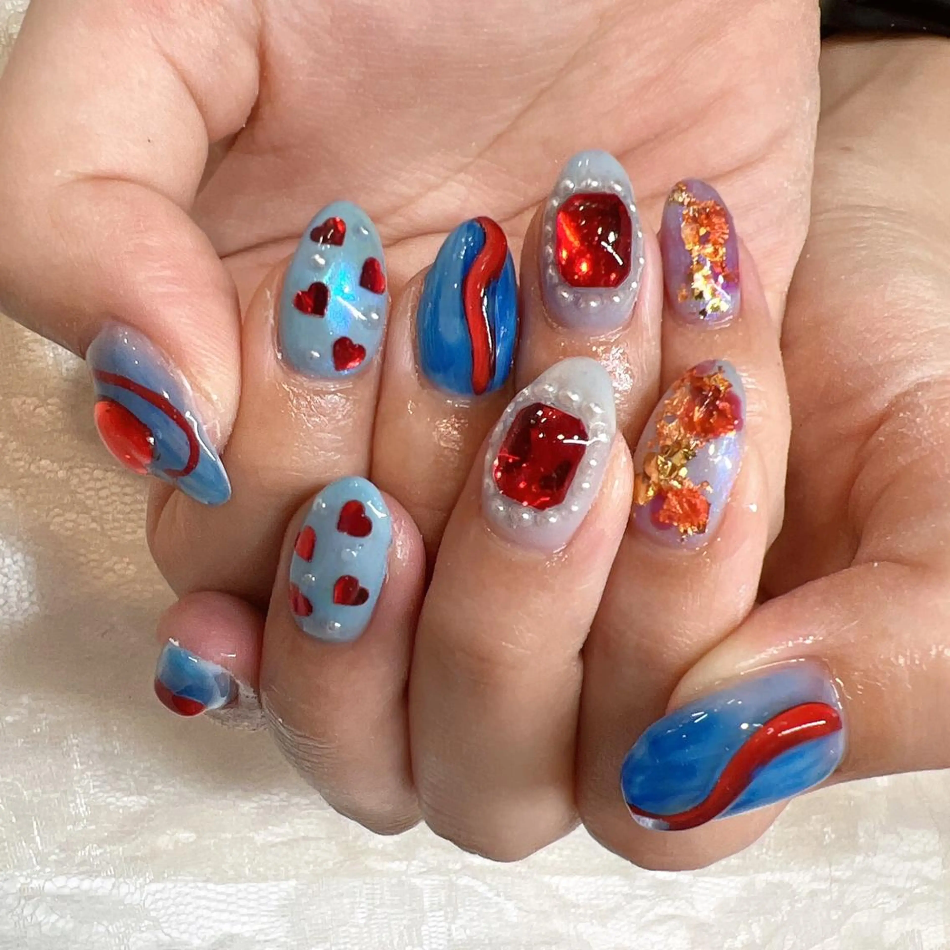 ネイル キラキラネイル nailist yuiのネイルデザイン