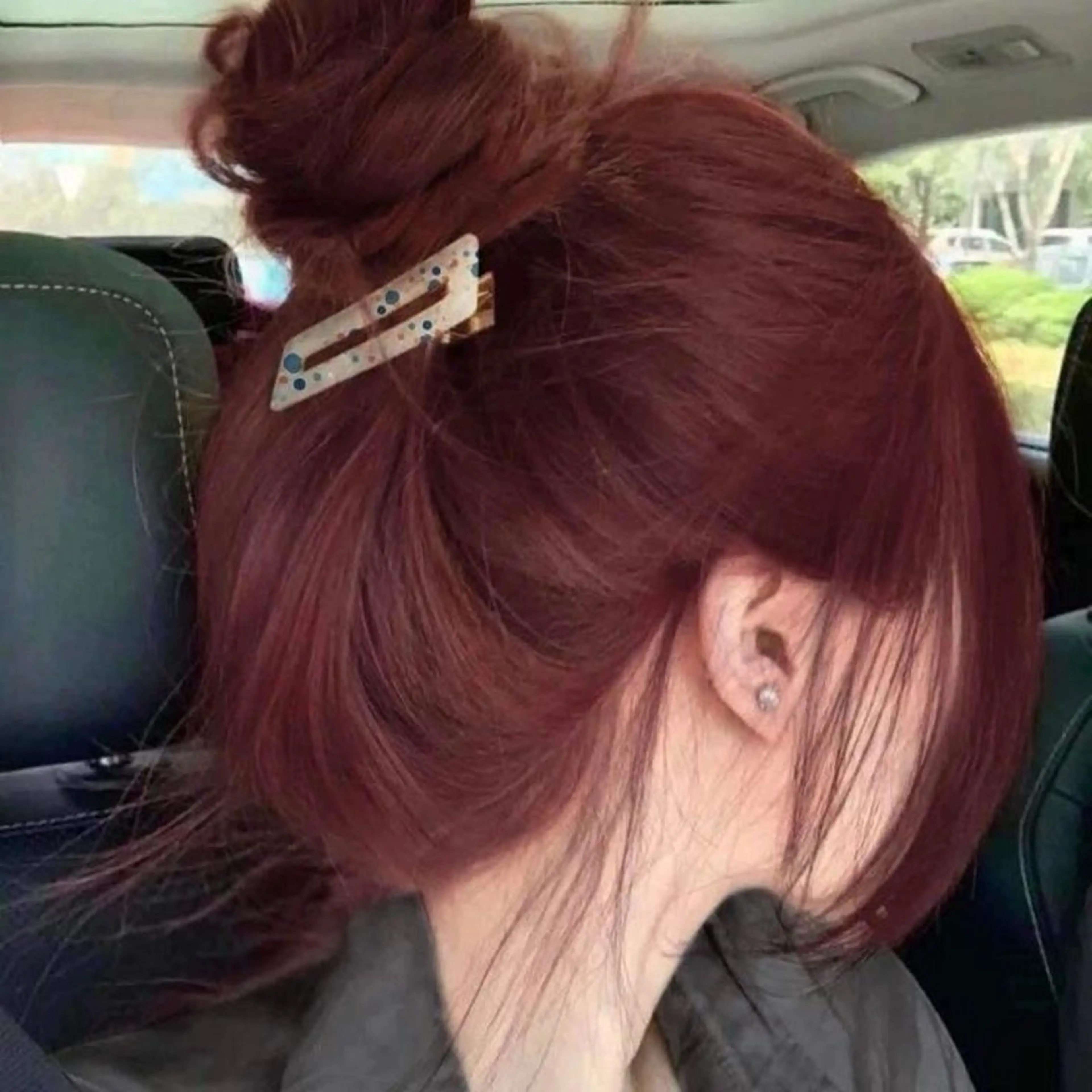 セミロング カラー ヘアアレンジ ケアカラー 🩶学生指名No.1 レッド・ボルドー🩶のヘアスタイル