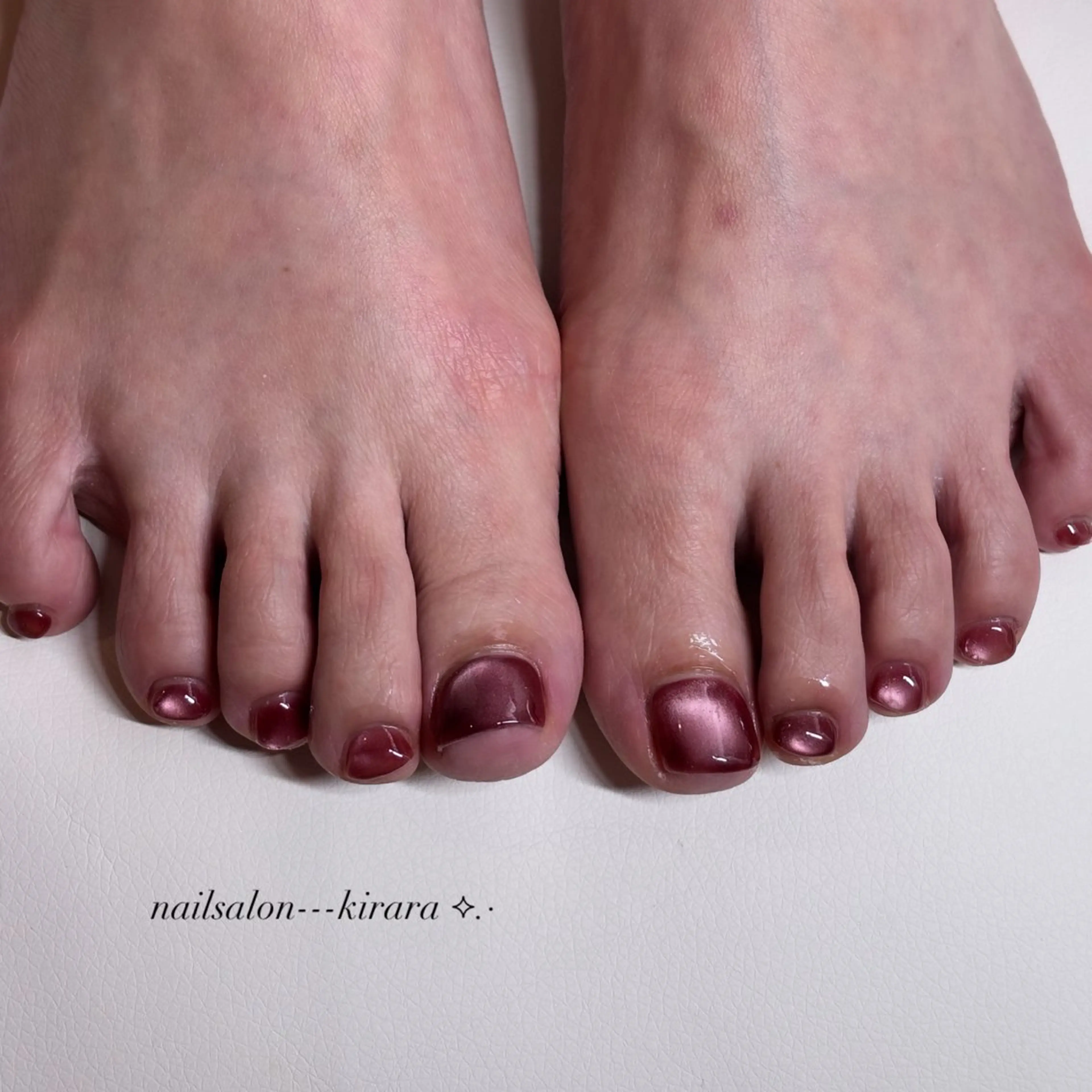 ネイル マグネットネイル マグネットワンカラー ワンカラーネイル nail kirara💎✨のネイルデザイン