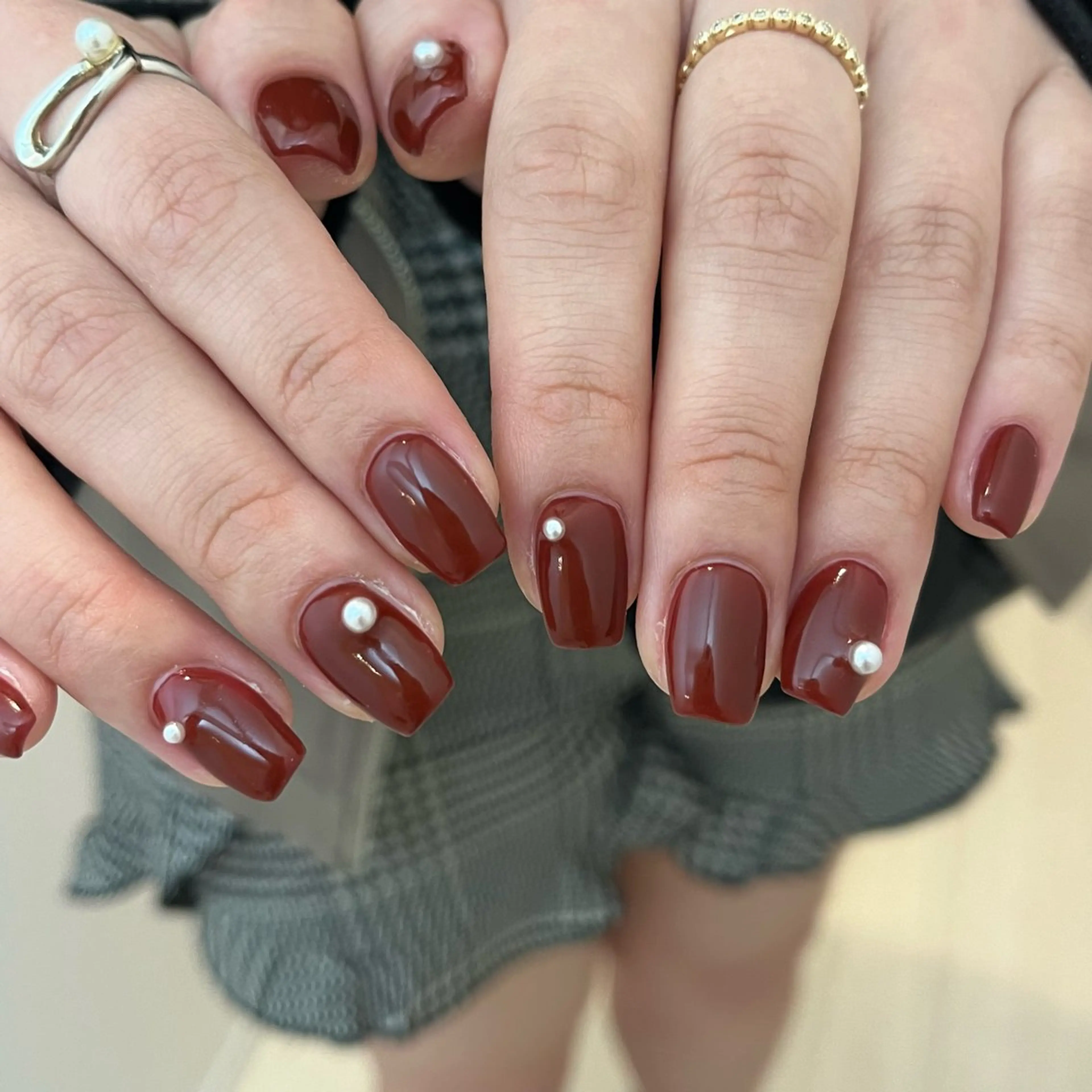 ネイル シルバー ハンドネイル NORA nail UMEDA MAIのネイルデザイン
