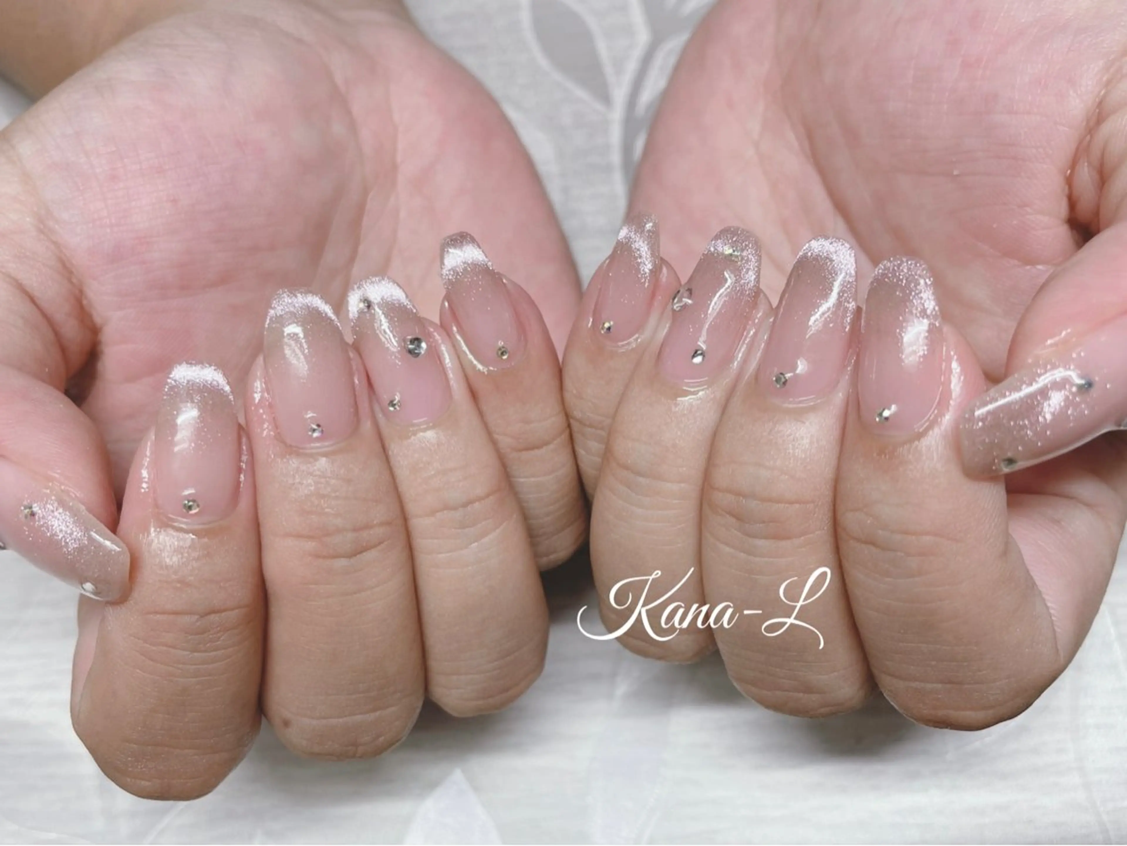 ネイル フレンチネイル ジェルネイル キラキラネイル マグネットネイル マグネットフレンチ 芦辺 香奈のネイルデザイン