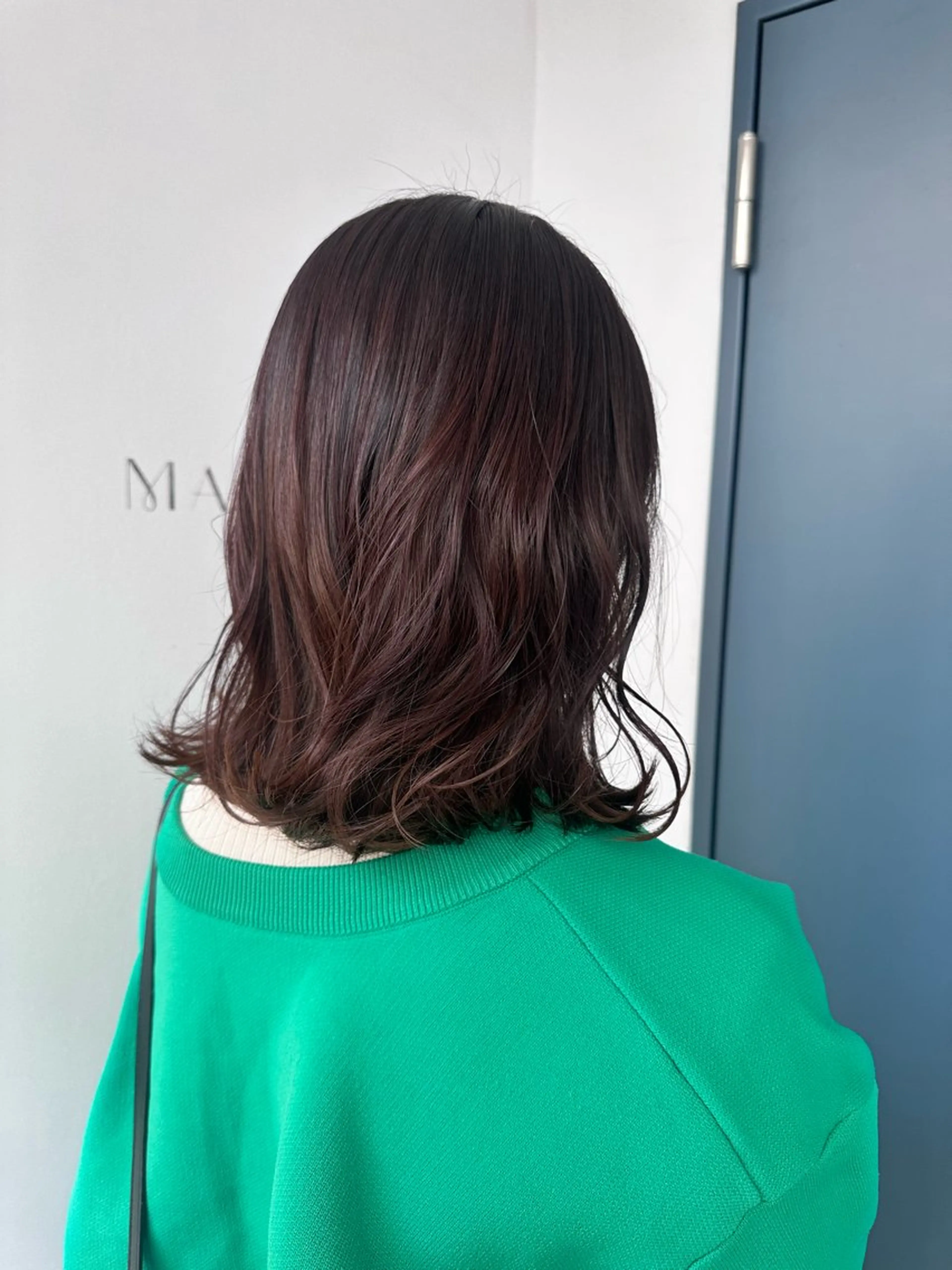 ミディアム カラー 高橋友里亜 /フリーランスのヘアスタイル