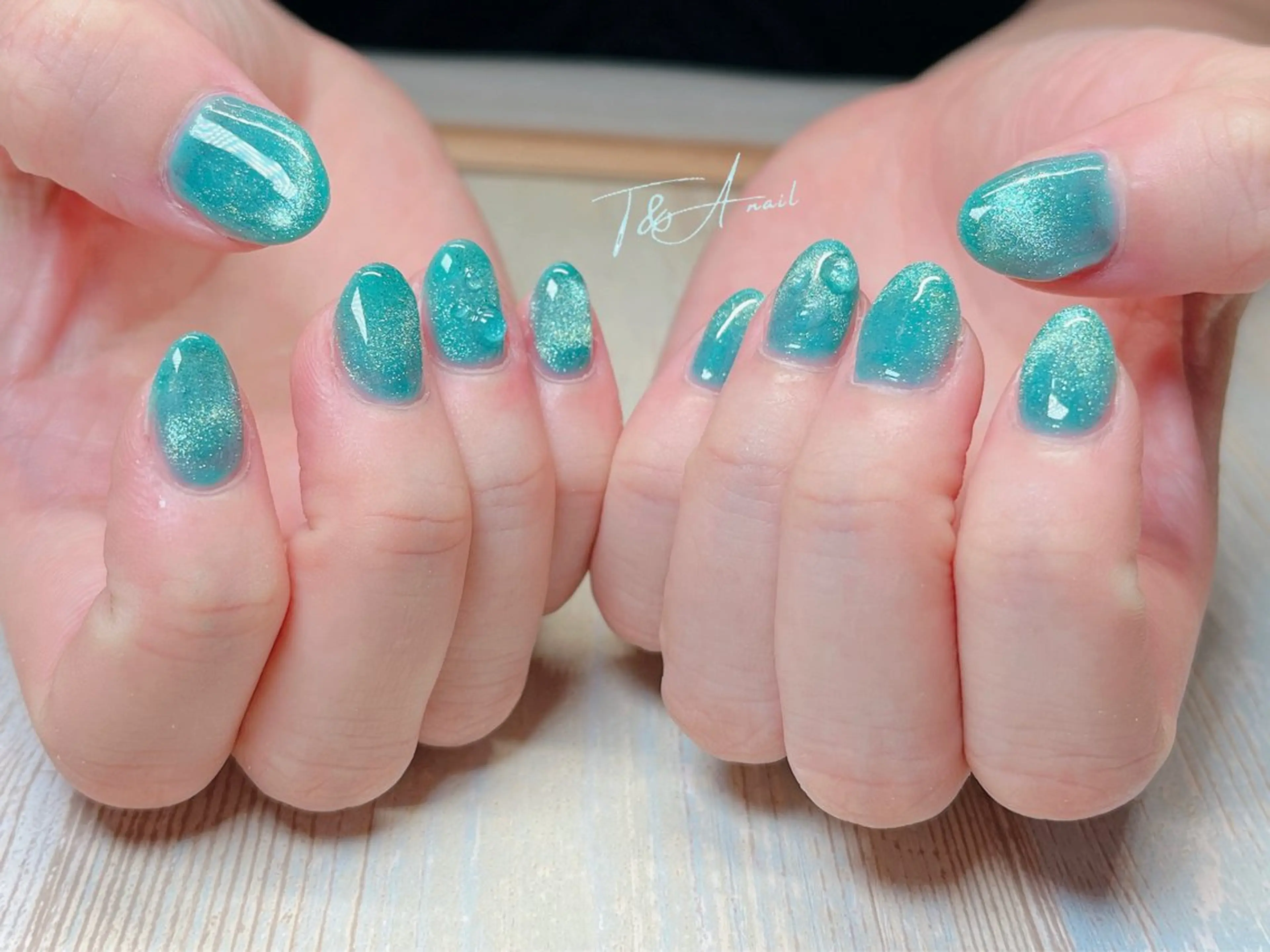 ネイル ブルー ジェルネイル マグネットネイル スカルプネイル シンプルネイル ハンドネイル T&A nailのネイルデザイン