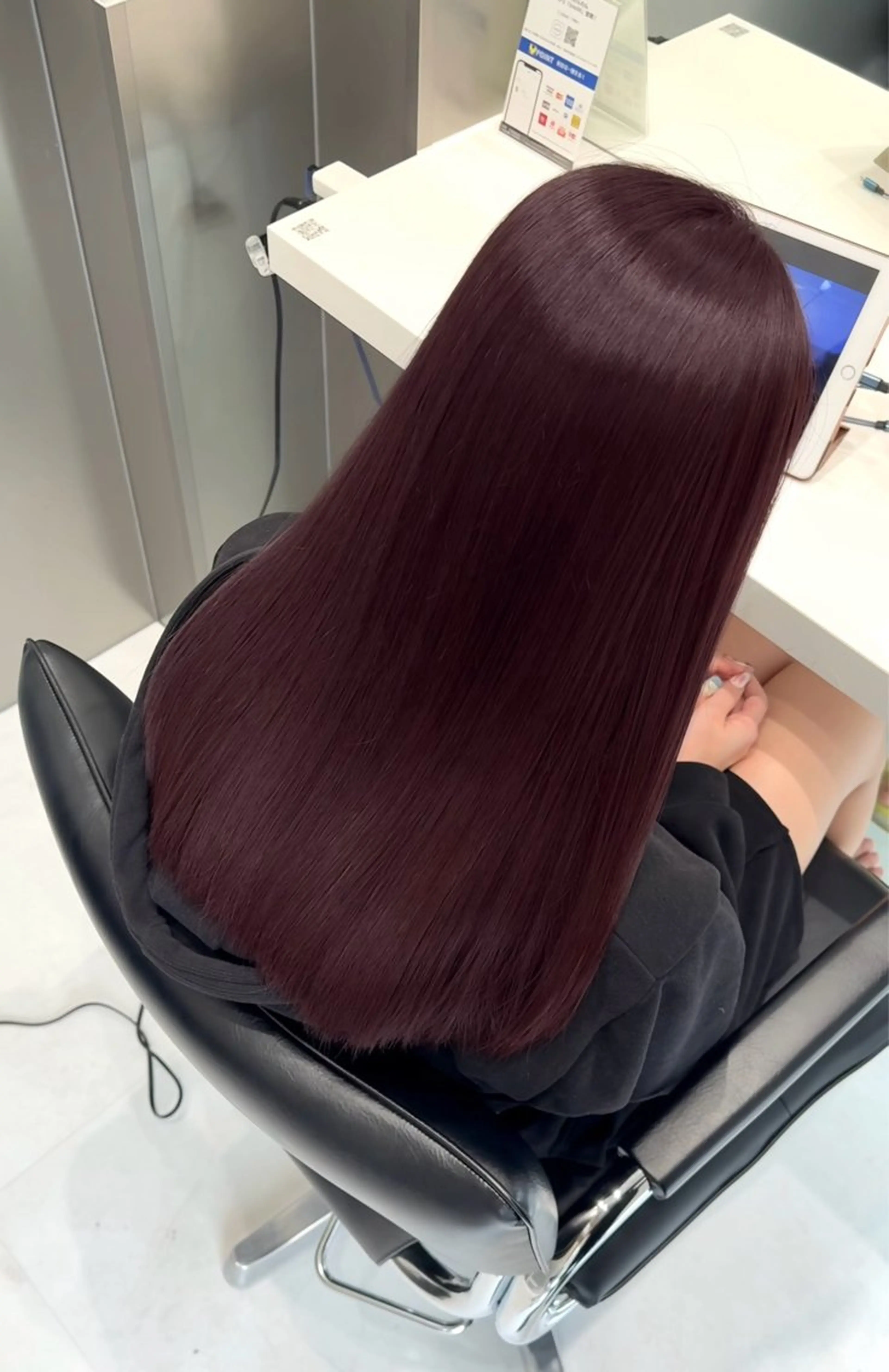 セミロング トリートメント 縮毛矯正クロスパーマ 益子達也のヘアスタイル