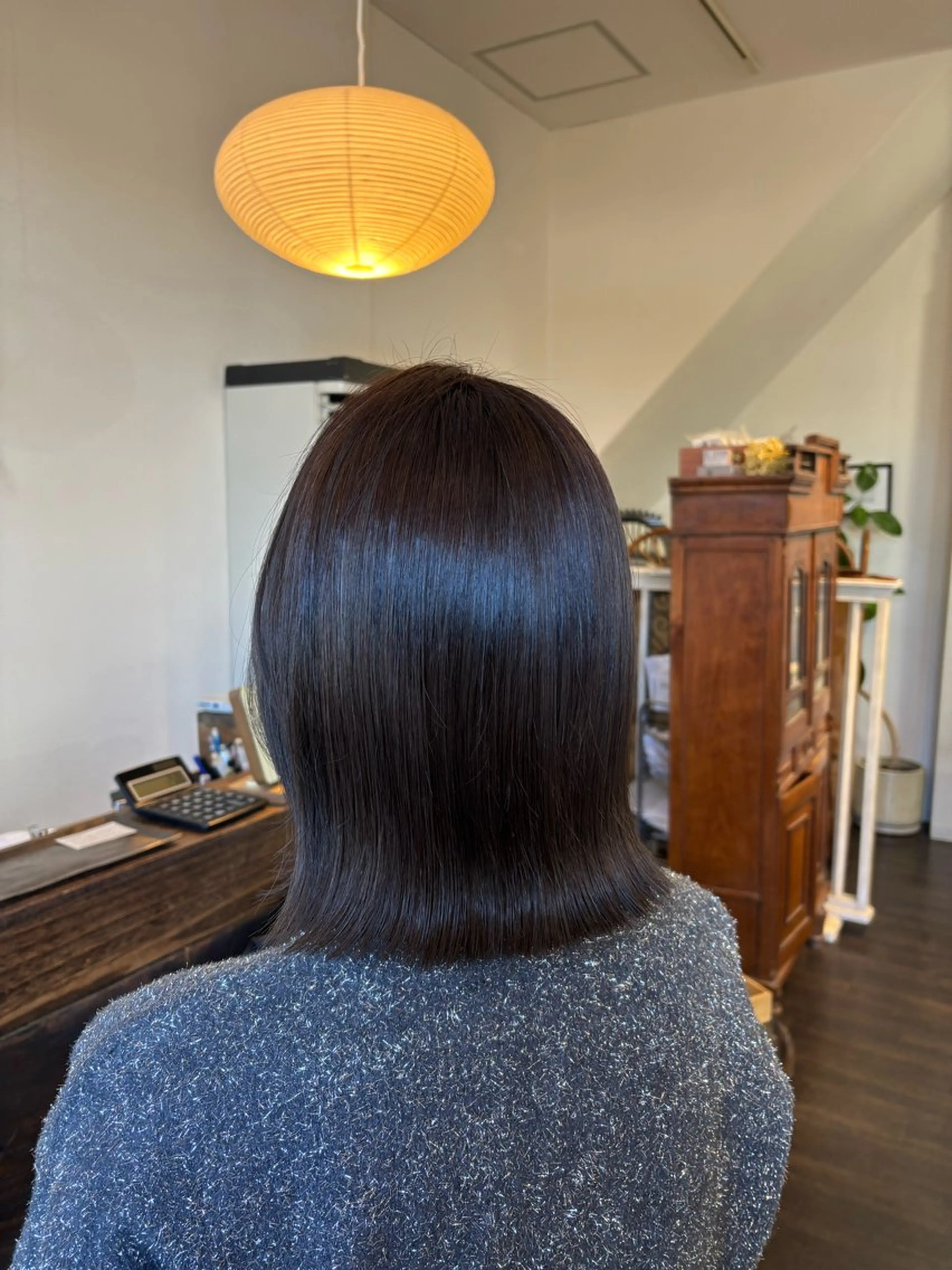 セミロング カット ヘアカラー hair bulb所属・三國 栞音のヘアスタイル