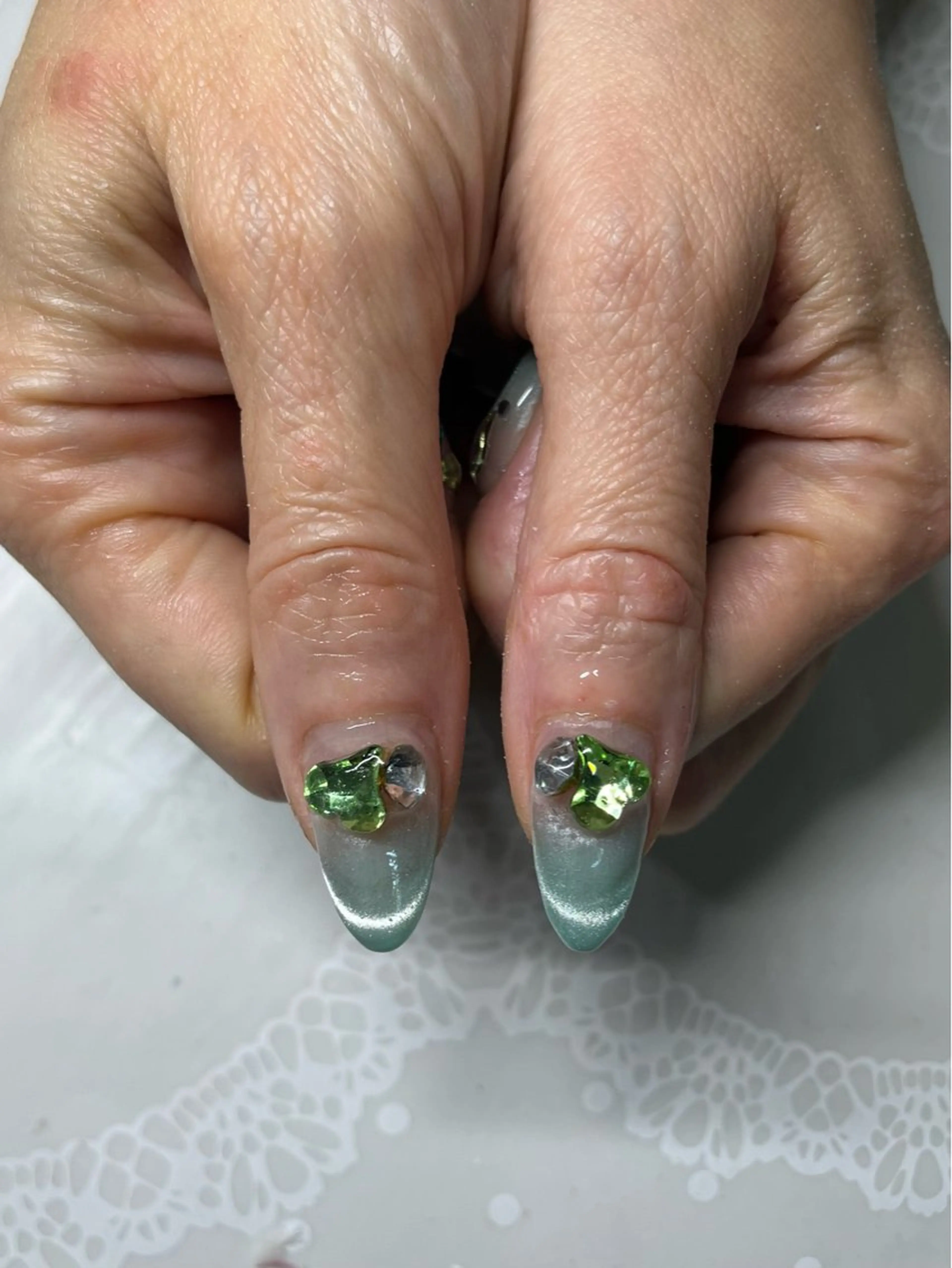 ネイル 新宿ネイルサロン ジェミディローサのネイルデザイン