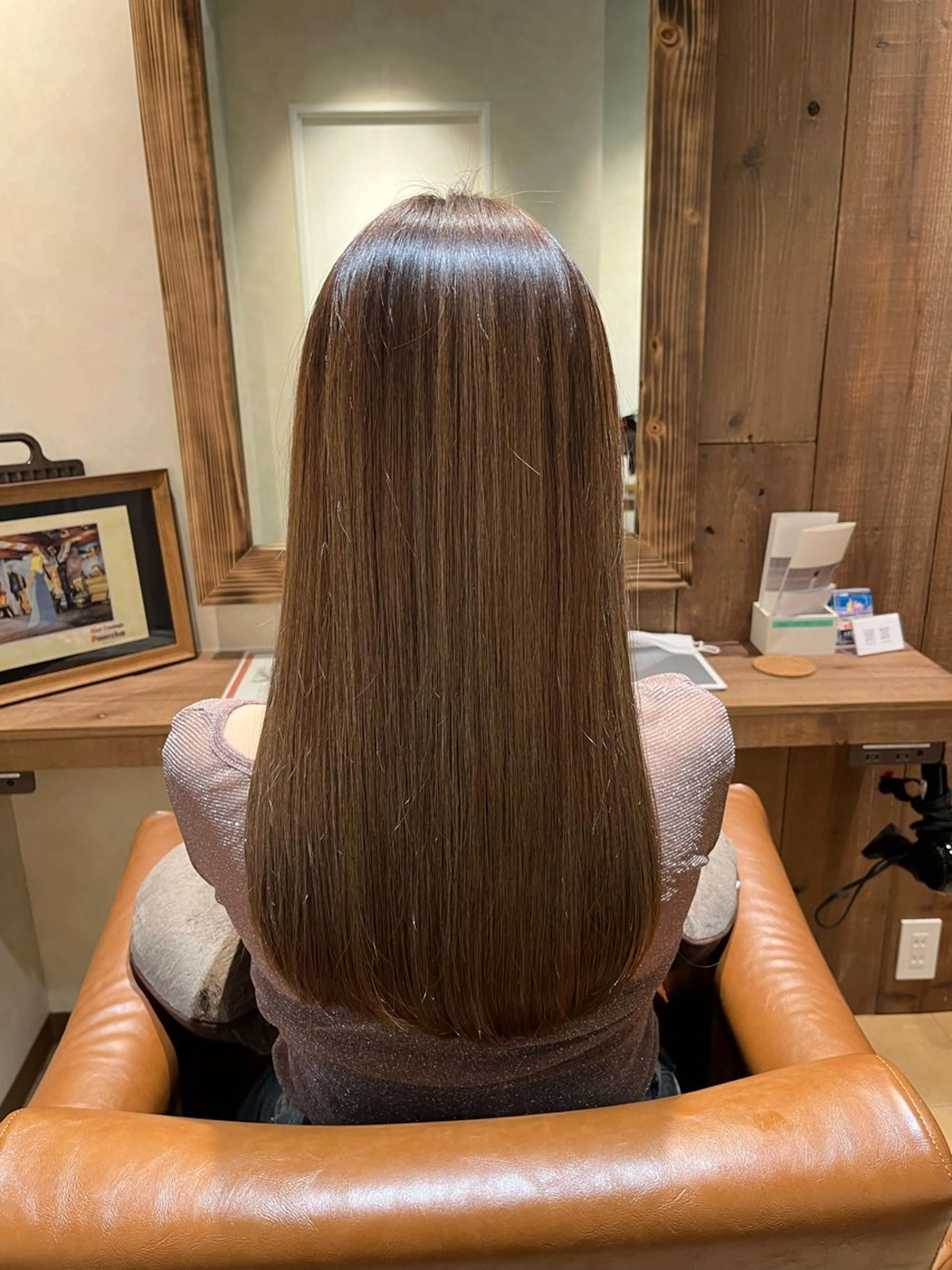 ロング カラー アッシュ ベージュカラー カット ヘアカラー end roll りんのヘアスタイル